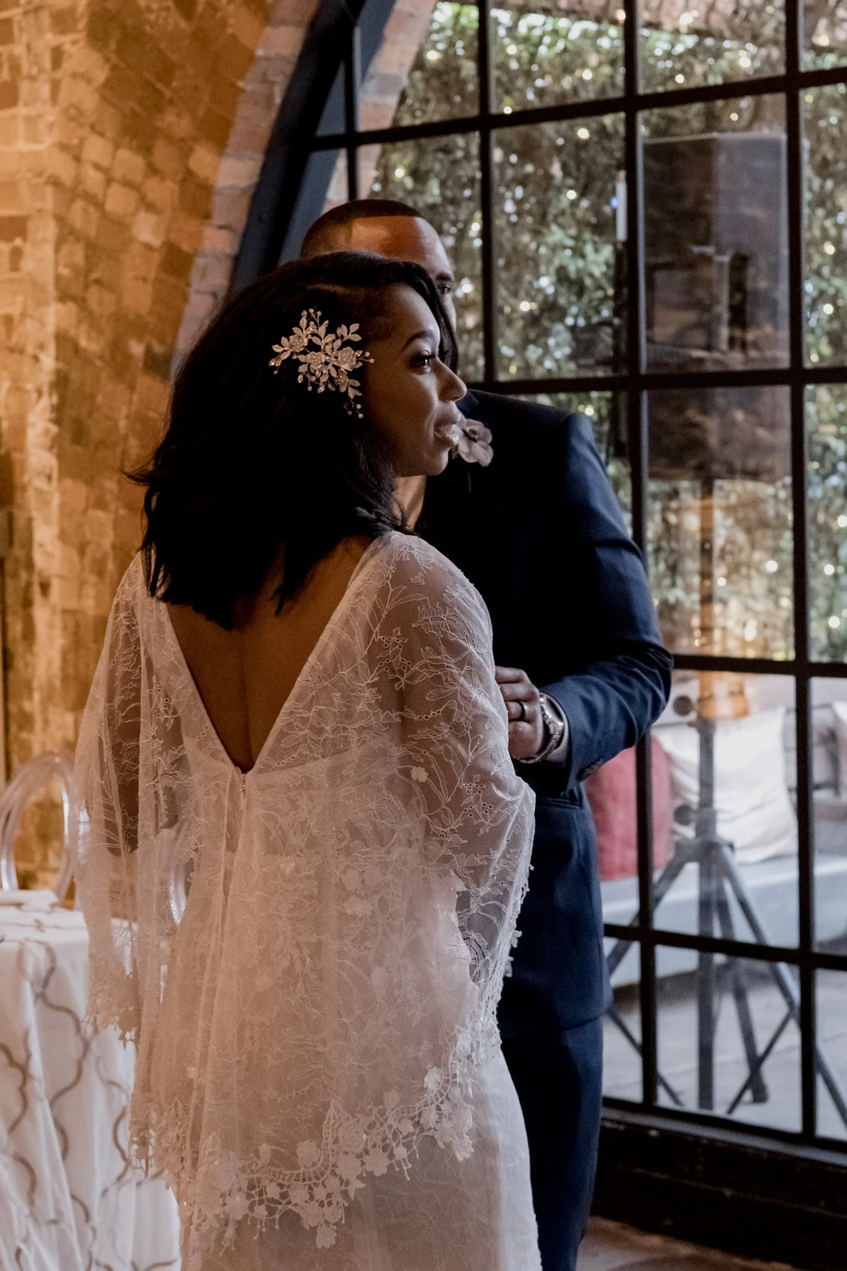 Giverny-Houston-Wedding-Photographer-B-Ronin-2-Arthouse-Downtown-MariciaParnell_0010.jpg