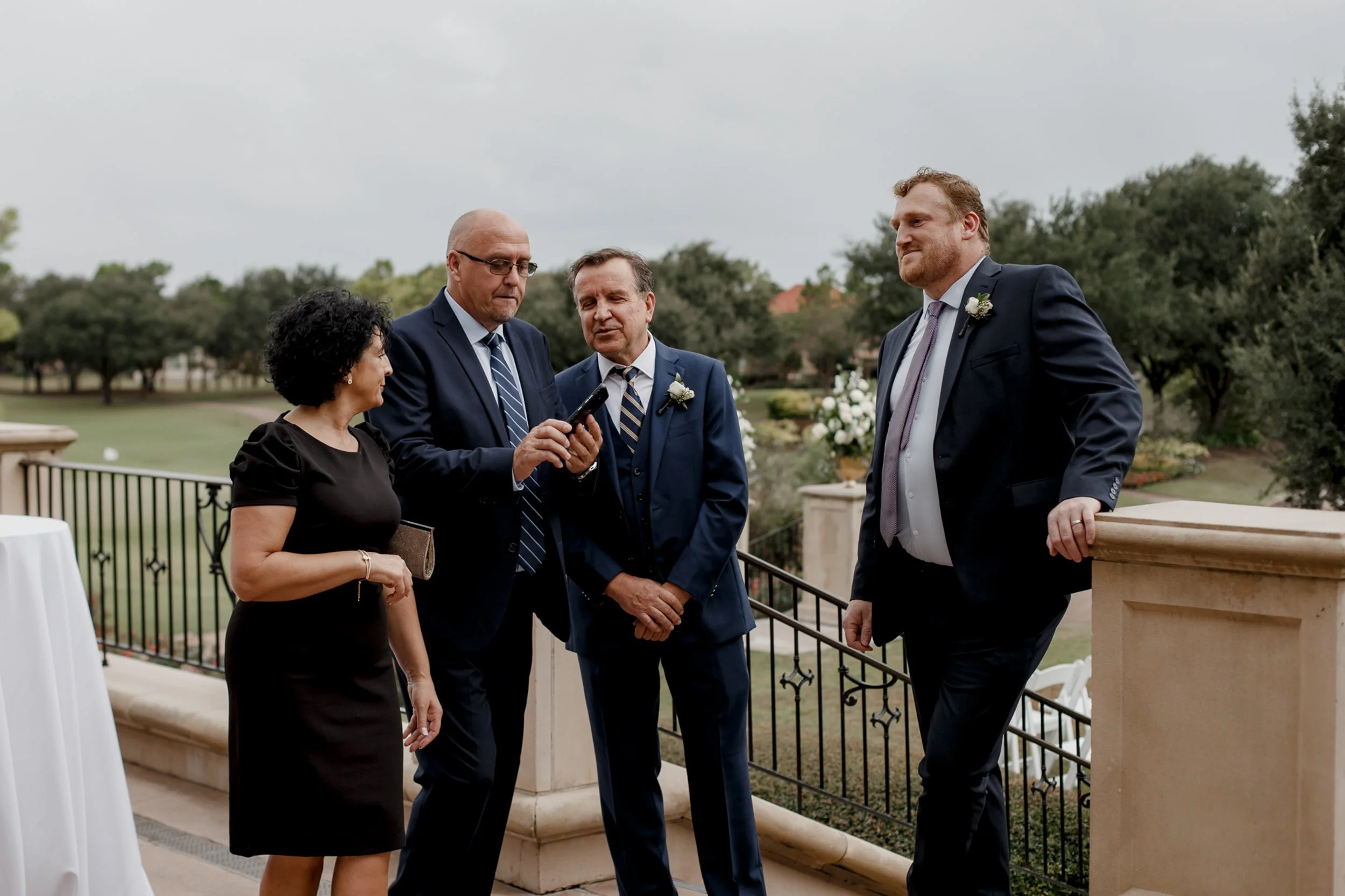 Giverny-Houston-Wedding-Photographer-Royal-Oaks-Country-Club-ElviraDave_0056.jpg