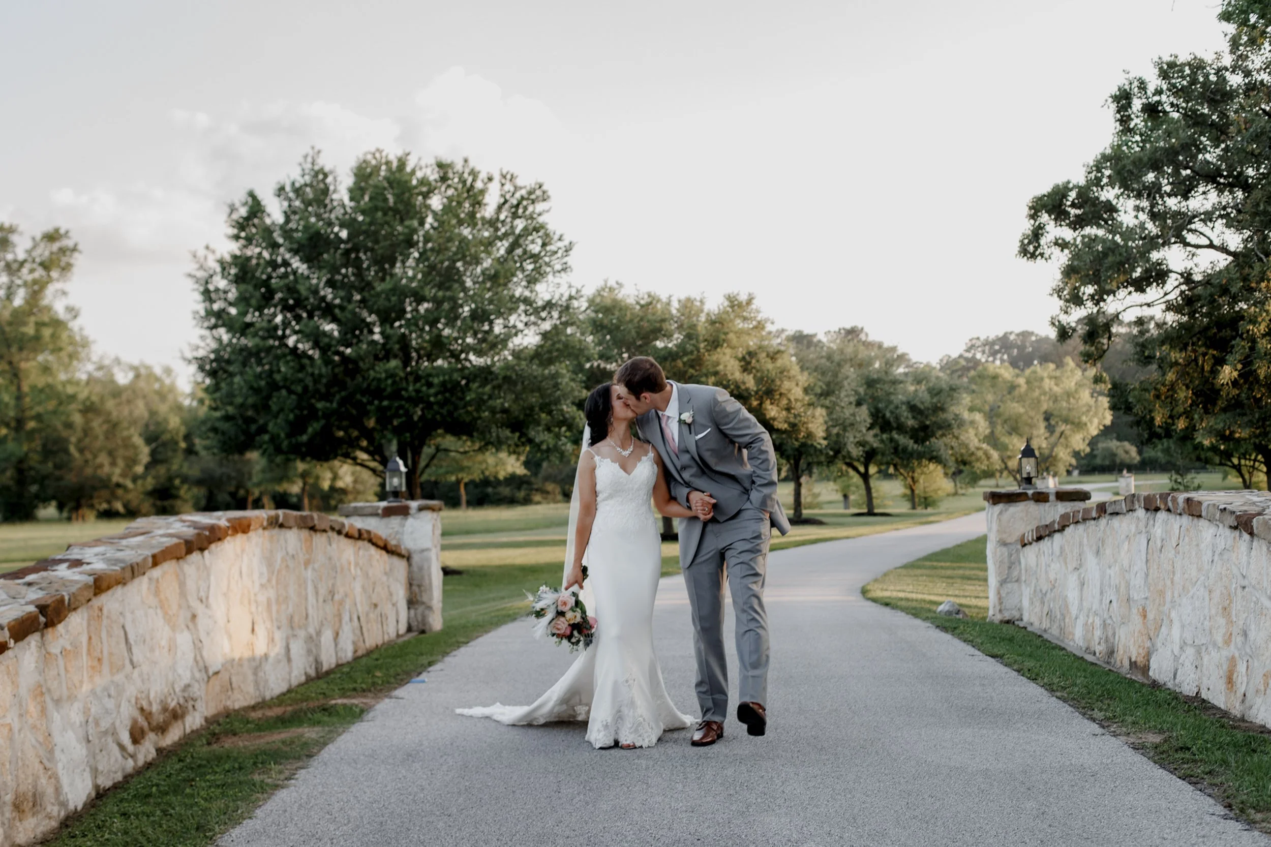 Giverny-Houston-Wedding-Photographer-The-Balmorhea-Events-Venue-Magnolia-MichelleBrandon_0062.jpg