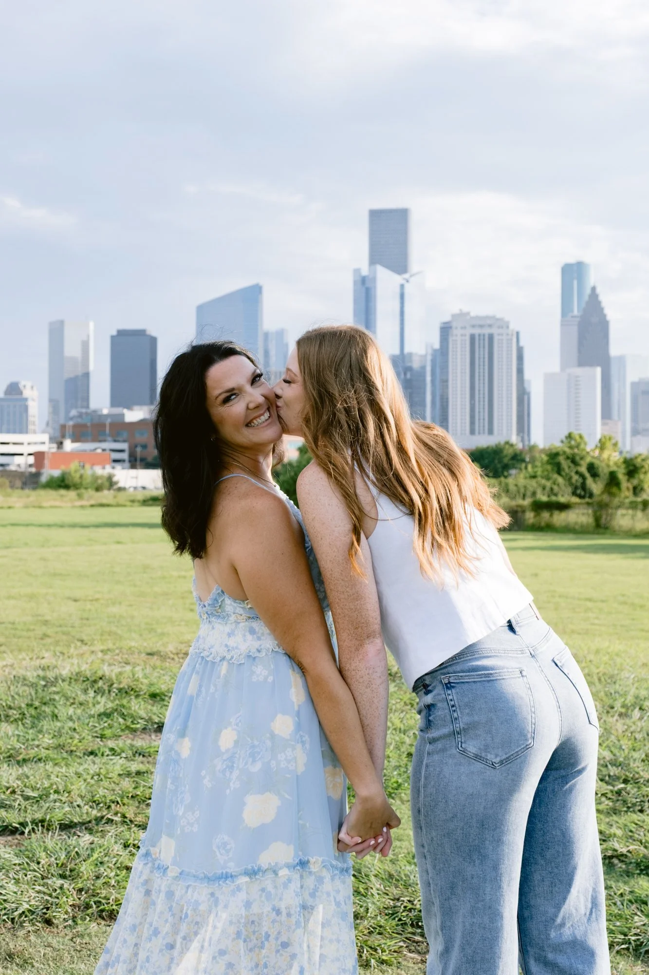 GivernyEngagementLesleyAbigail_0005.jpg
