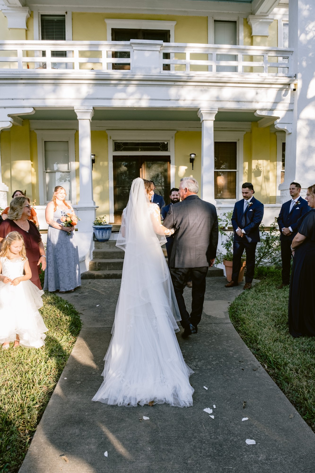 Giverny-Houston-TX-Hill-Country-Wedding-Photographer-The-Taylor-Mansion-ElizabethAndy_0053.jpg