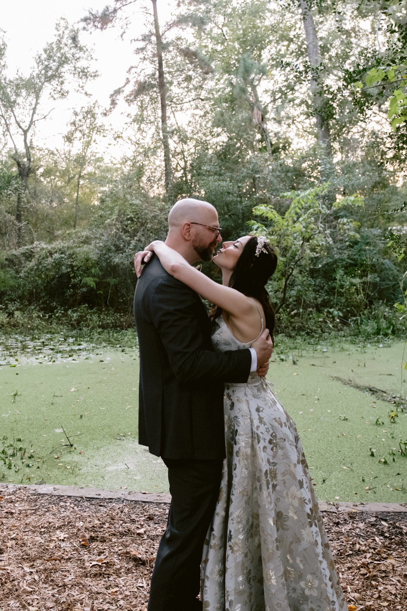 Giverny_Wedding_Houston_Arboretum_Elopement_AR_0052.jpg