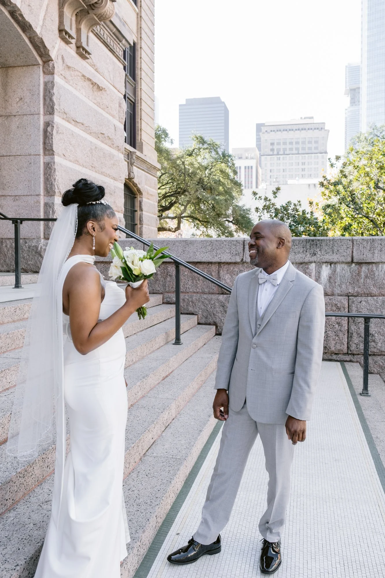 Giverny_Wedding_Houston_1910_Historic_Courthouse_Elopement_AT_0004.jpg