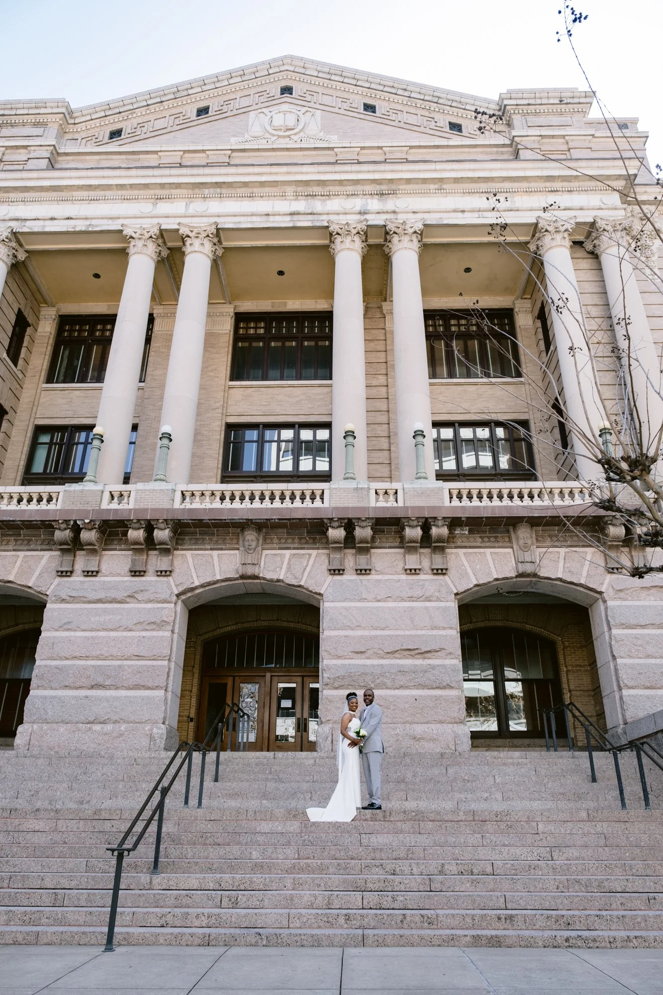 Giverny_Wedding_Houston_1910_Historic_Courthouse_Elopement_AT_0007.jpg