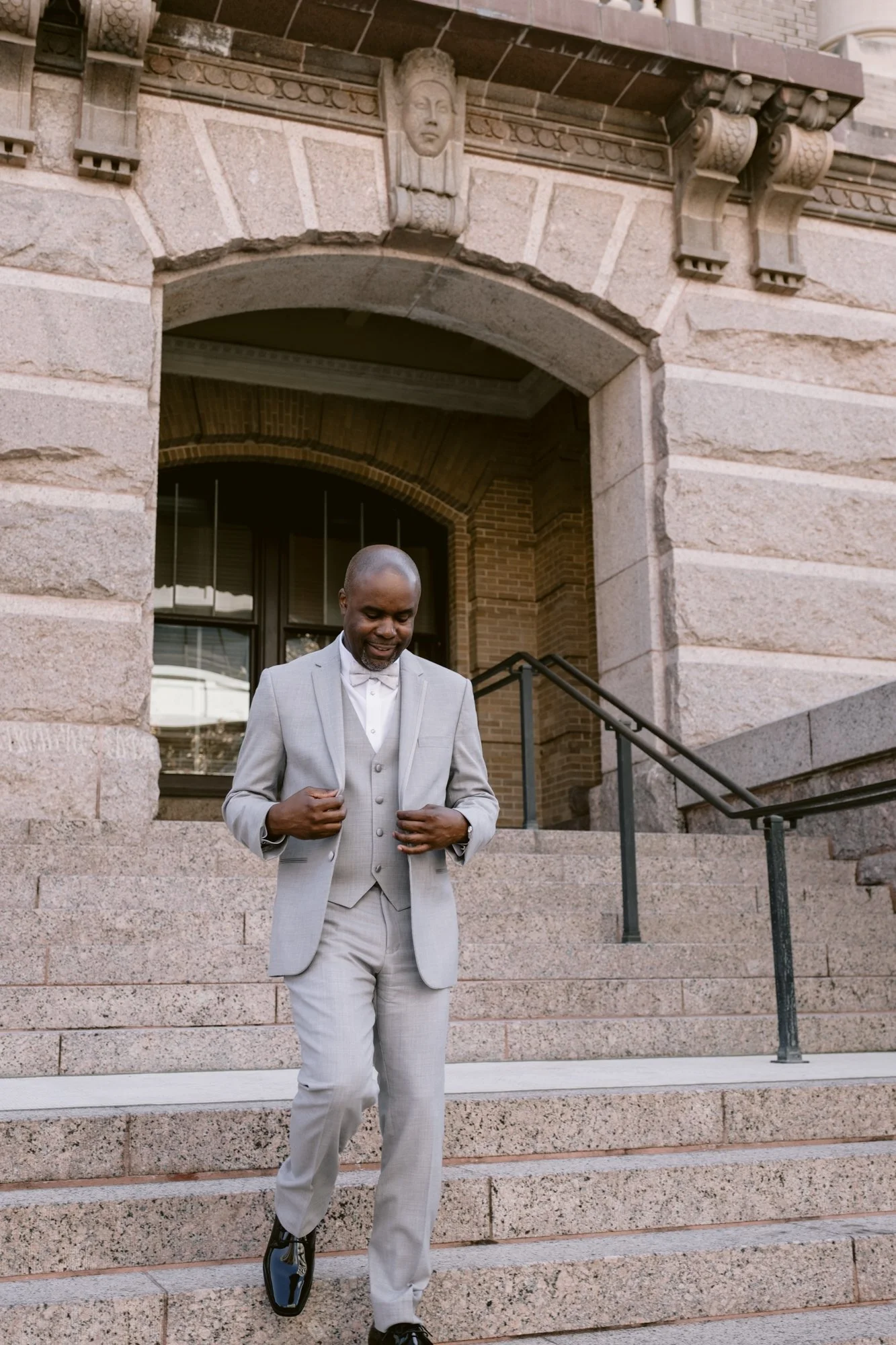 Giverny_Wedding_Houston_1910_Historic_Courthouse_Elopement_AT_0017.jpg