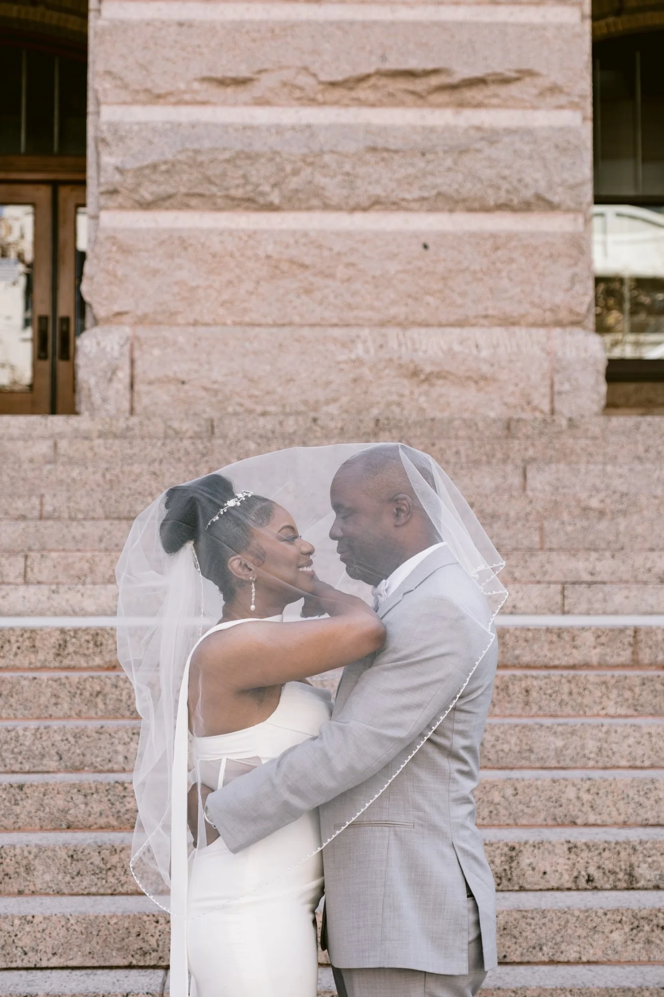 Giverny_Wedding_Houston_1910_Historic_Courthouse_Elopement_AT_0021.jpg