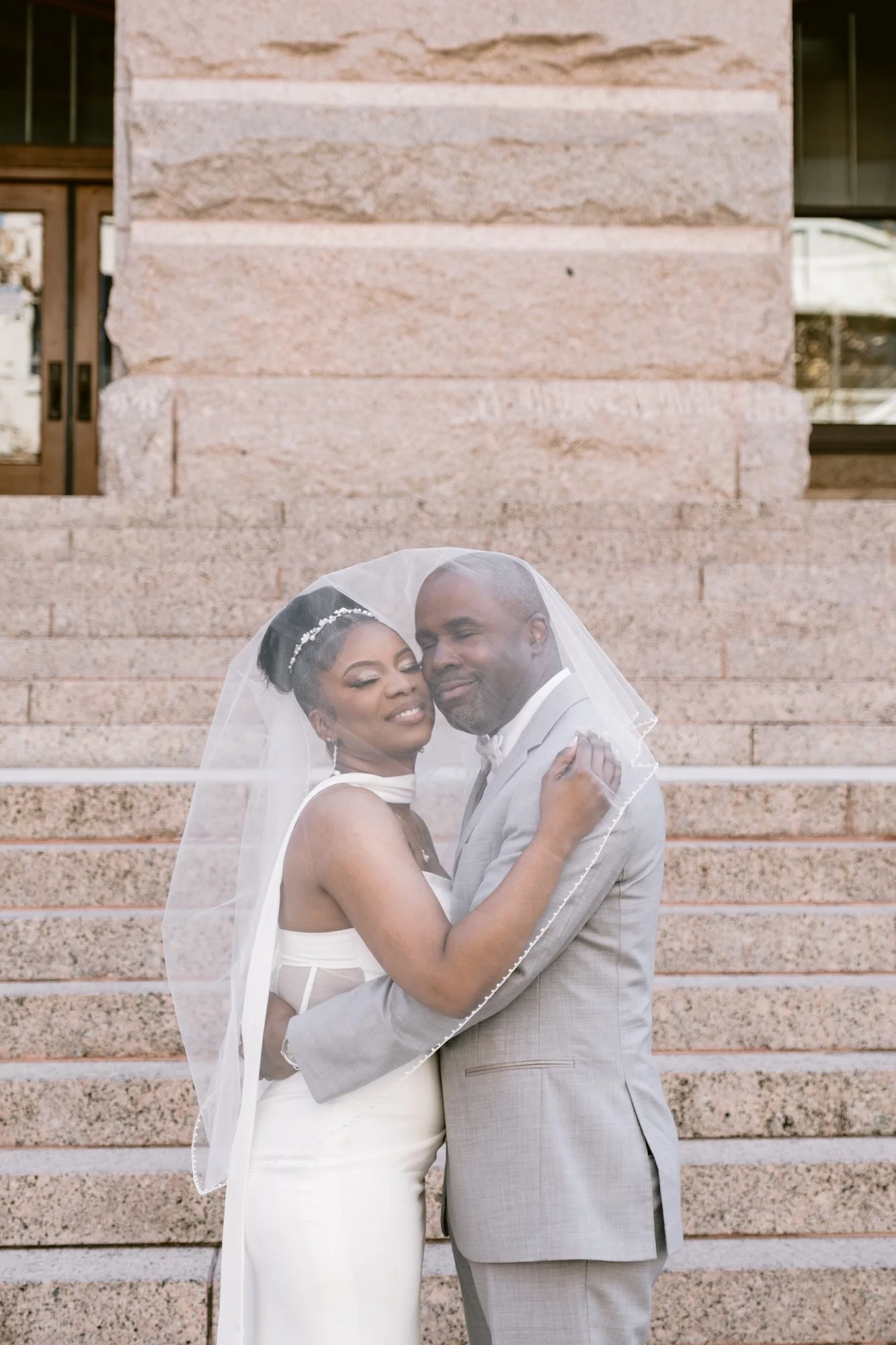 Giverny_Wedding_Houston_1910_Historic_Courthouse_Elopement_AT_0022.jpg