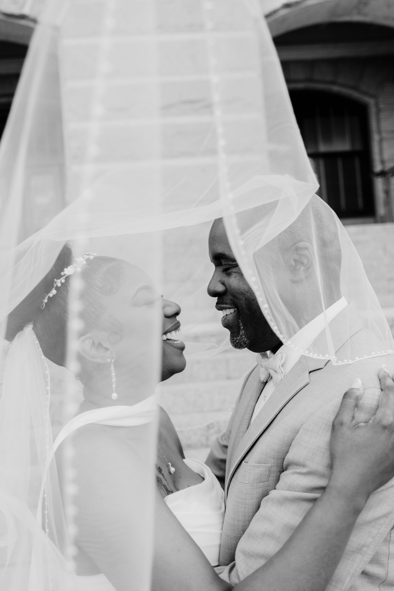 Giverny_Wedding_Houston_1910_Historic_Courthouse_Elopement_AT_0024.jpg