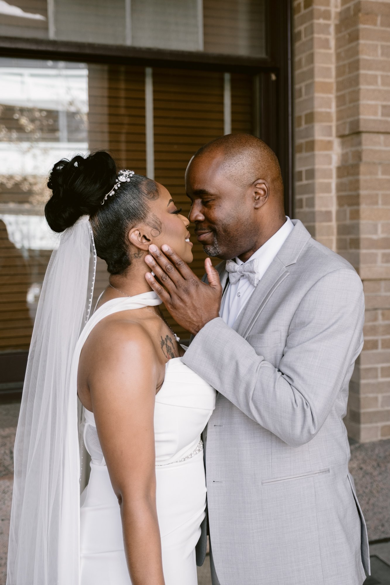 Giverny_Wedding_Houston_1910_Historic_Courthouse_Elopement_AT_0044.jpg