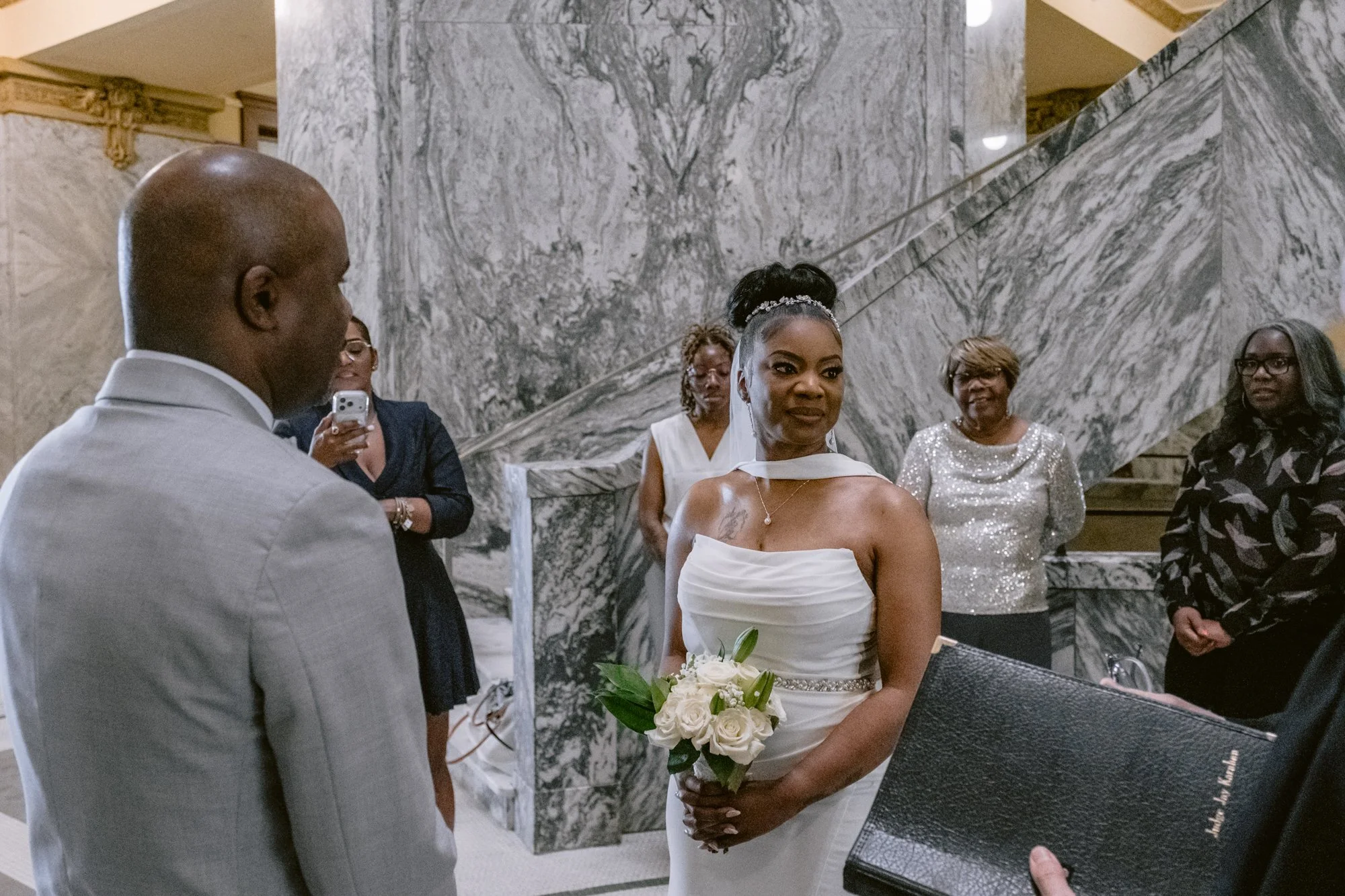 Giverny_Wedding_Houston_1910_Historic_Courthouse_Elopement_AT_0057.jpg