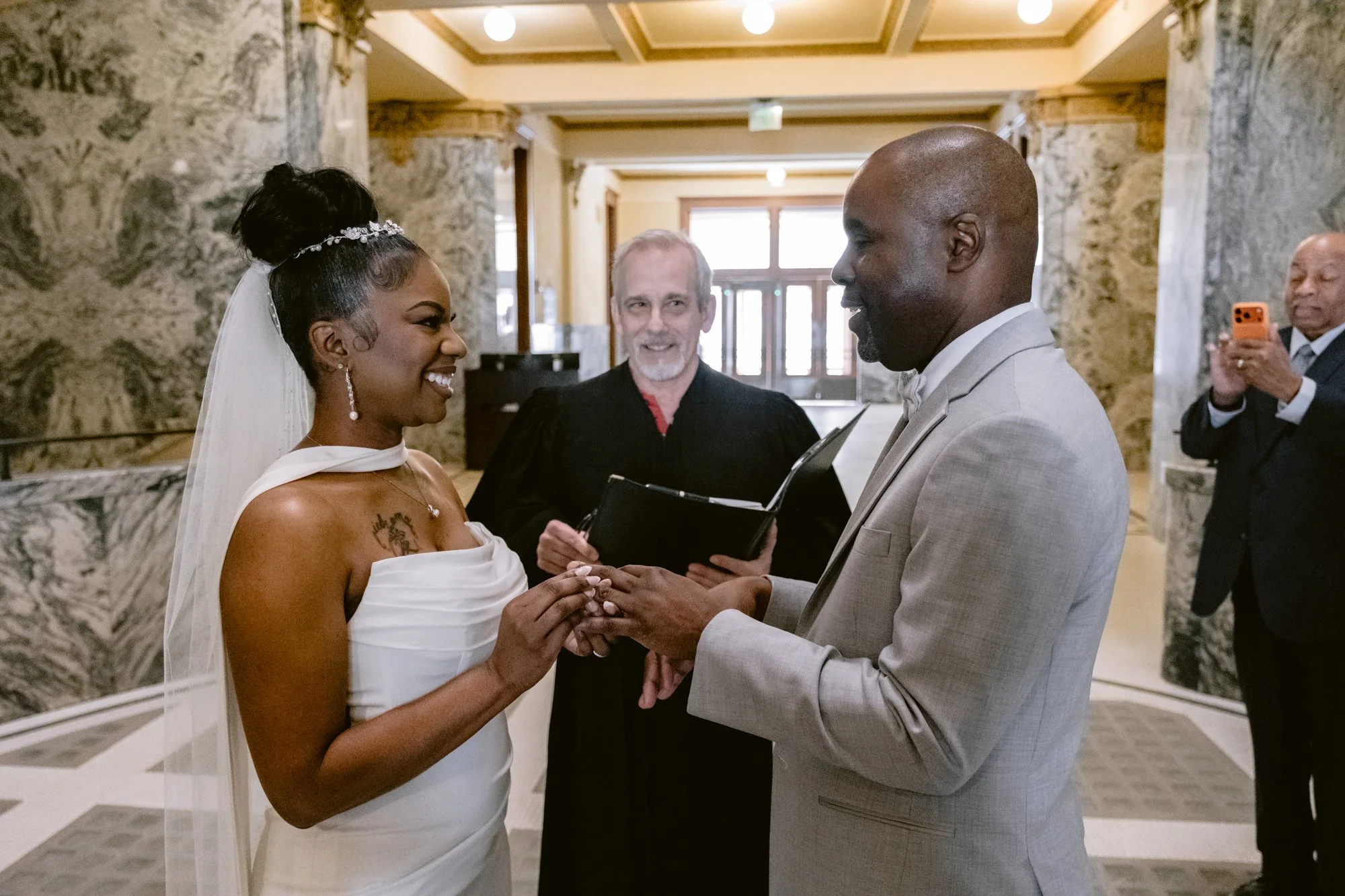 Giverny_Wedding_Houston_1910_Historic_Courthouse_Elopement_AT_0062.jpg