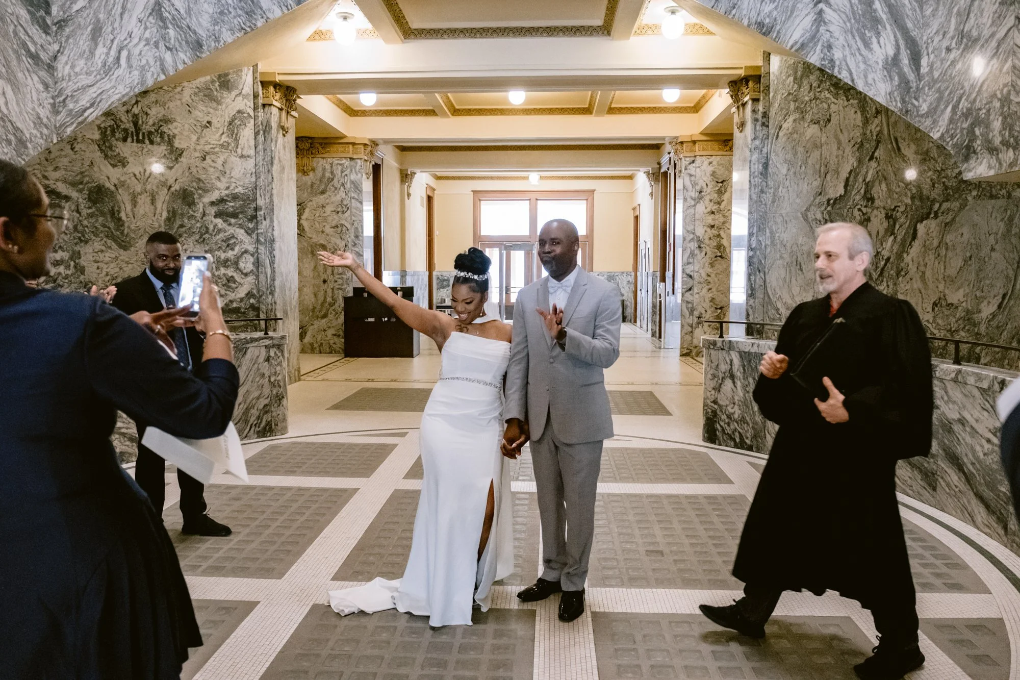 Giverny_Wedding_Houston_1910_Historic_Courthouse_Elopement_AT_0065.jpg