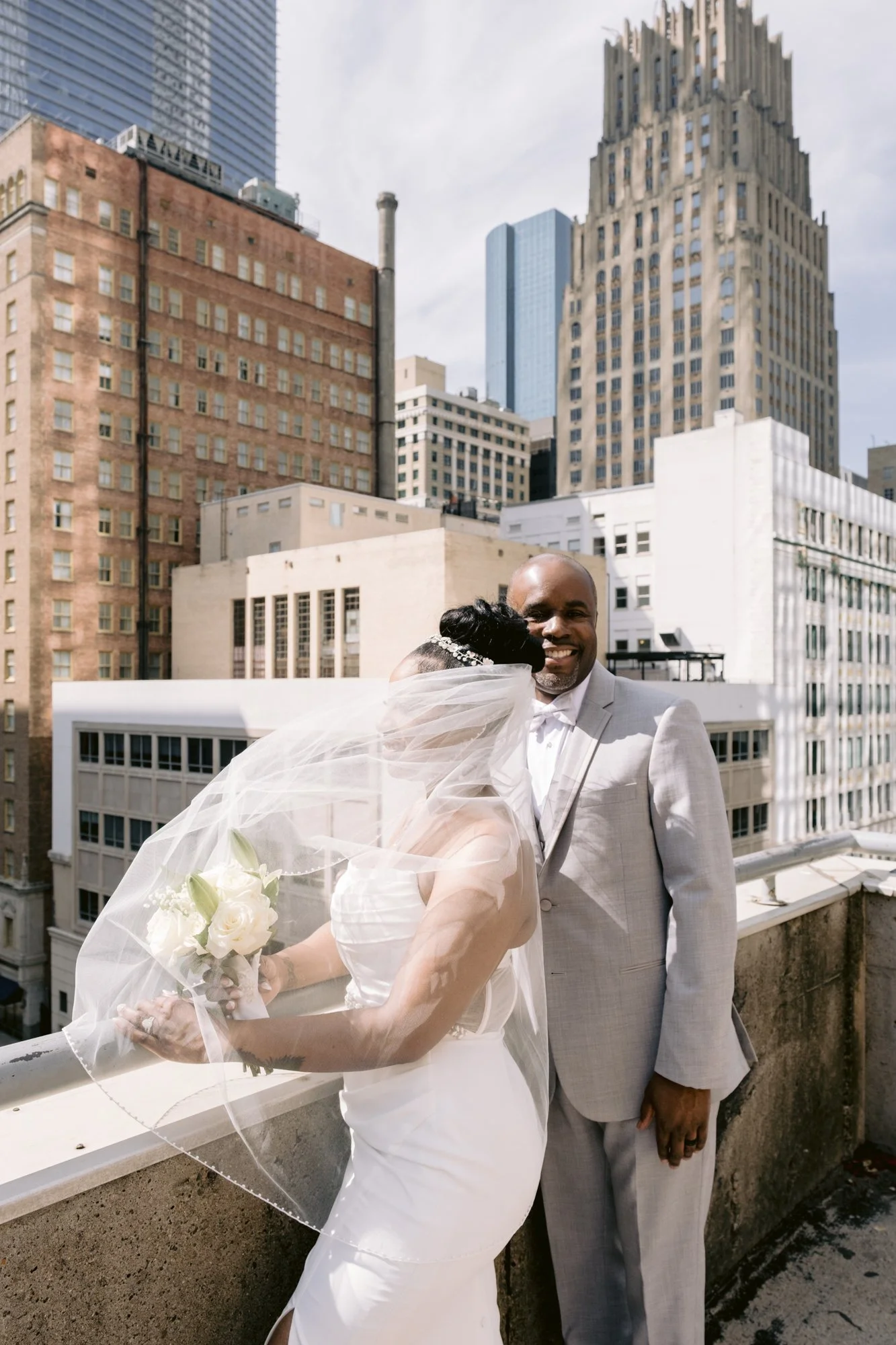 Giverny_Wedding_Houston_1910_Historic_Courthouse_Elopement_AT_0084.jpg