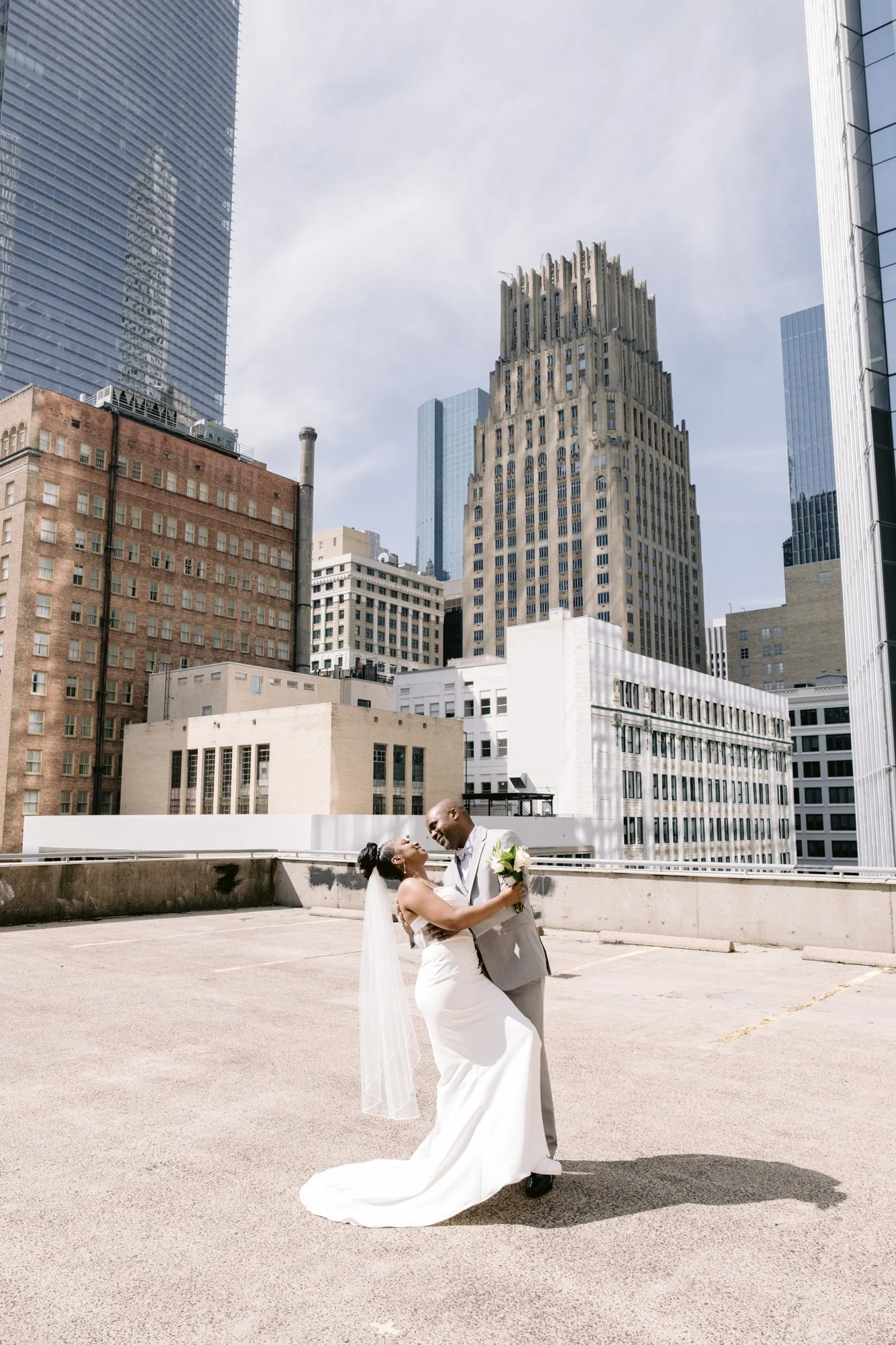 Giverny_Wedding_Houston_1910_Historic_Courthouse_Elopement_AT_0091.jpg