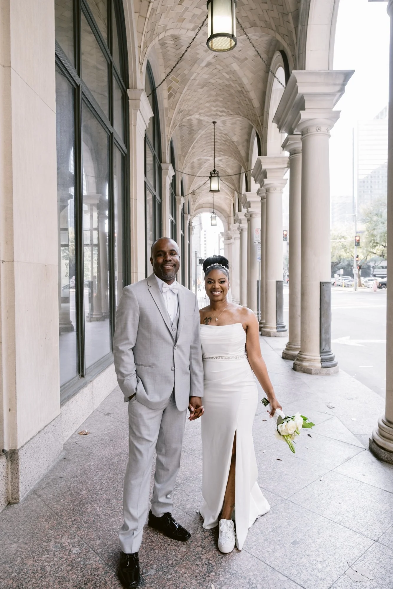 Giverny_Wedding_Houston_1910_Historic_Courthouse_Elopement_AT_0101.jpg
