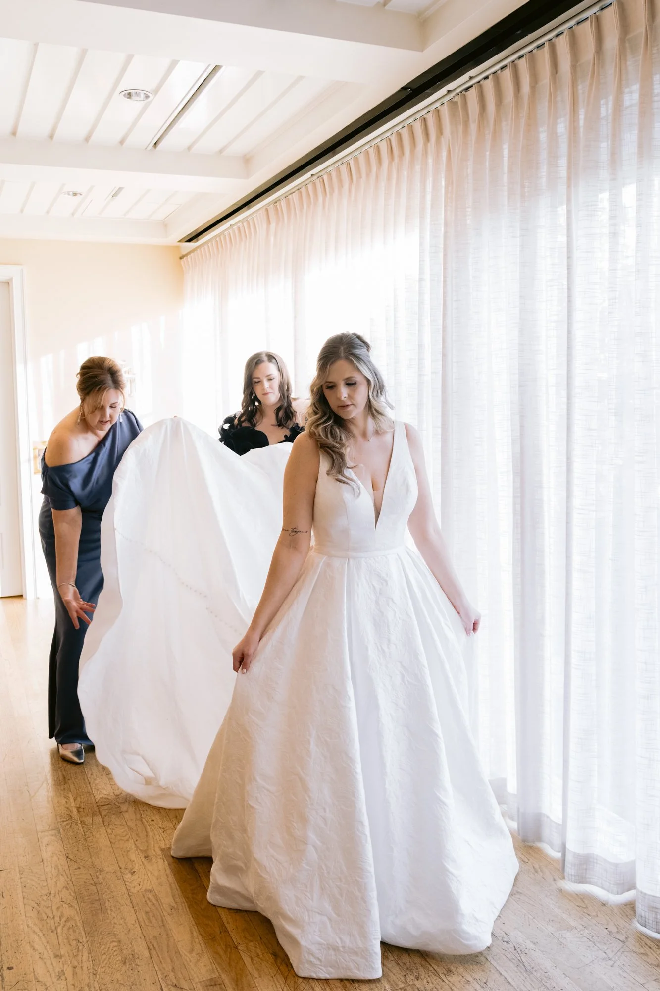 Giverny_Wedding_Houston_Midtown_Brennan's_Restaurant_AG26_0006.jpg