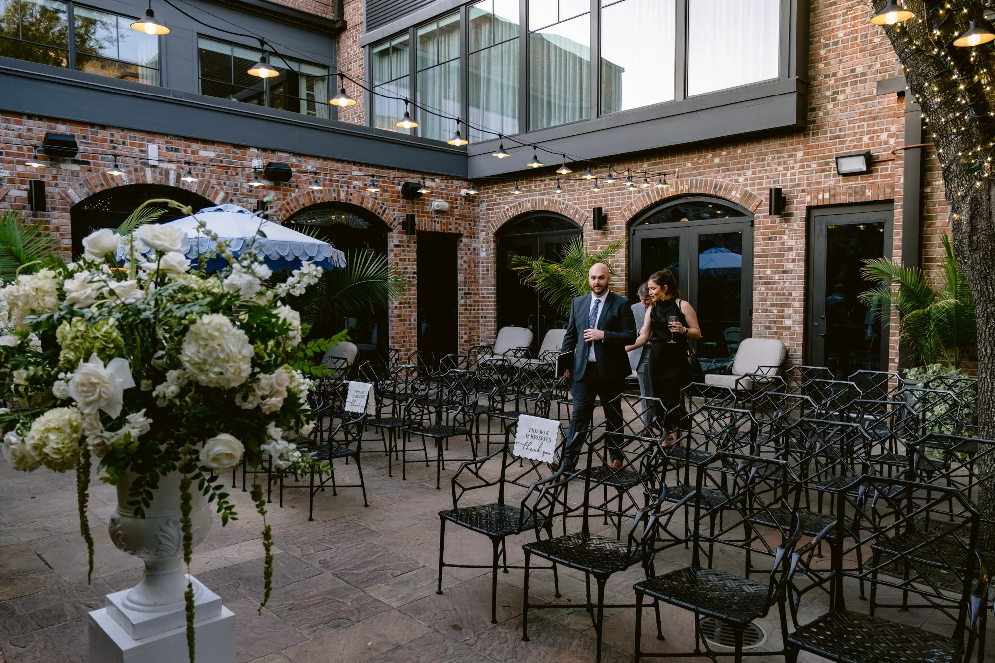 Giverny_Wedding_Houston_Midtown_Brennan's_Restaurant_AG26_0041.jpg