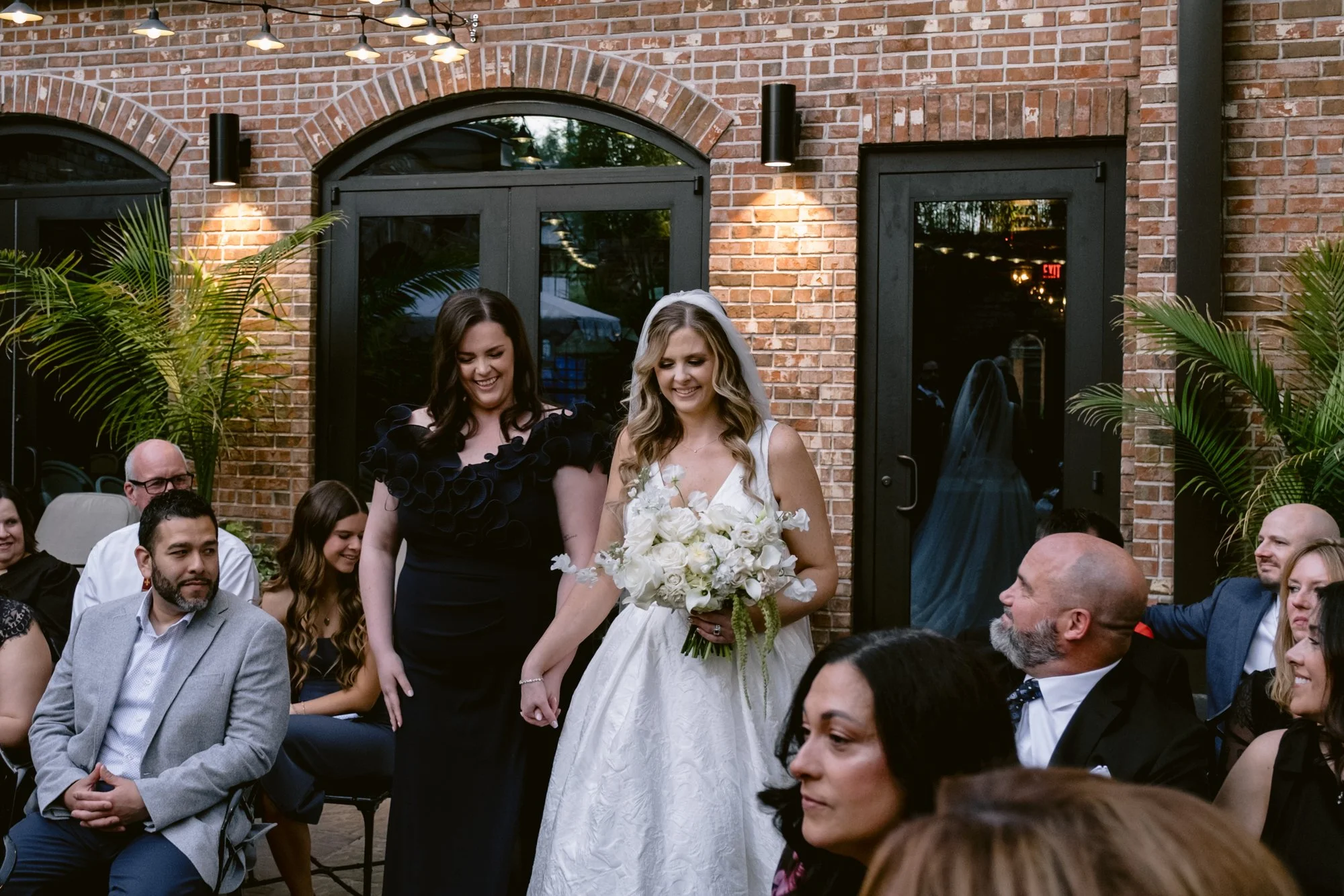 Giverny_Wedding_Houston_Midtown_Brennan's_Restaurant_AG26_0050.jpg
