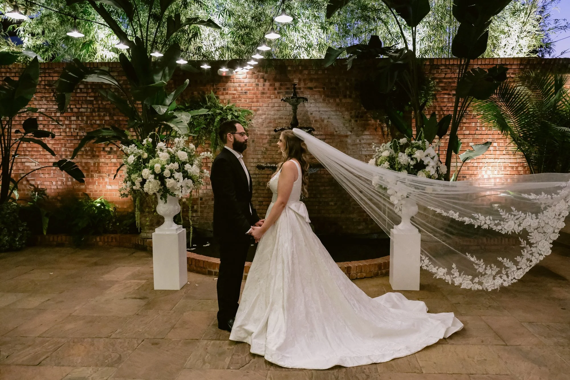 Giverny_Wedding_Houston_Midtown_Brennan's_Restaurant_AG26_0068.jpg