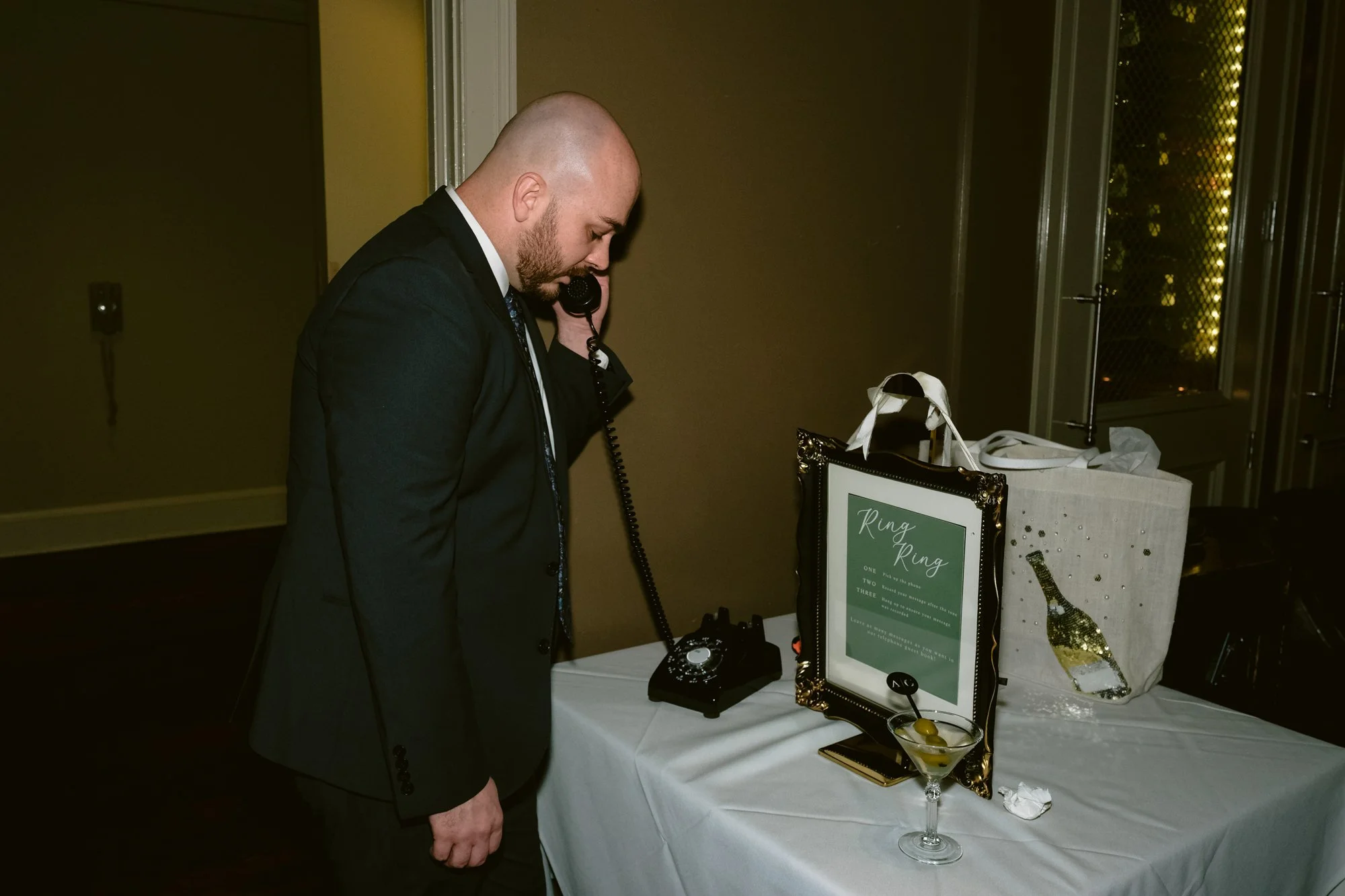 Giverny_Wedding_Houston_Midtown_Brennan's_Restaurant_AG26_0075.jpg