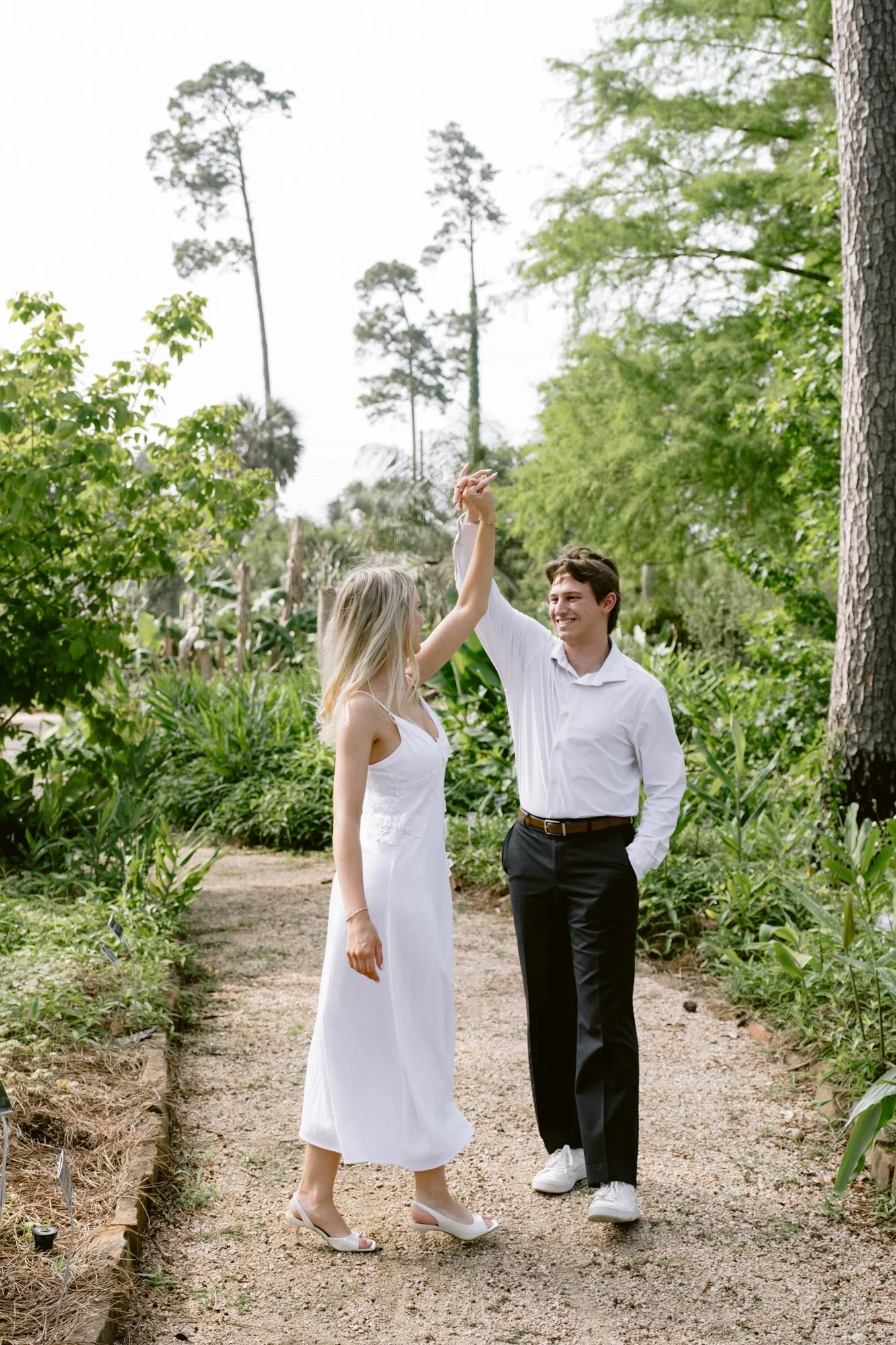 Giverny-Wedding-Mercer-Botanic-Gardens-Engagement-NM26_0006.jpg