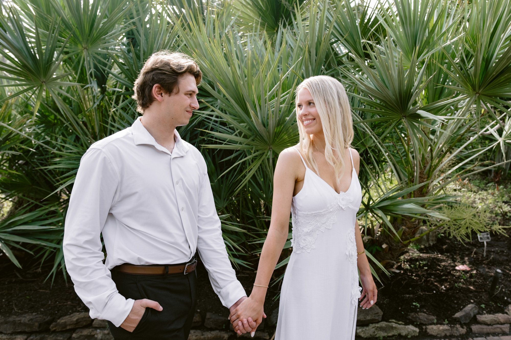 Giverny-Wedding-Mercer-Botanic-Gardens-Engagement-NM26_0010.jpg