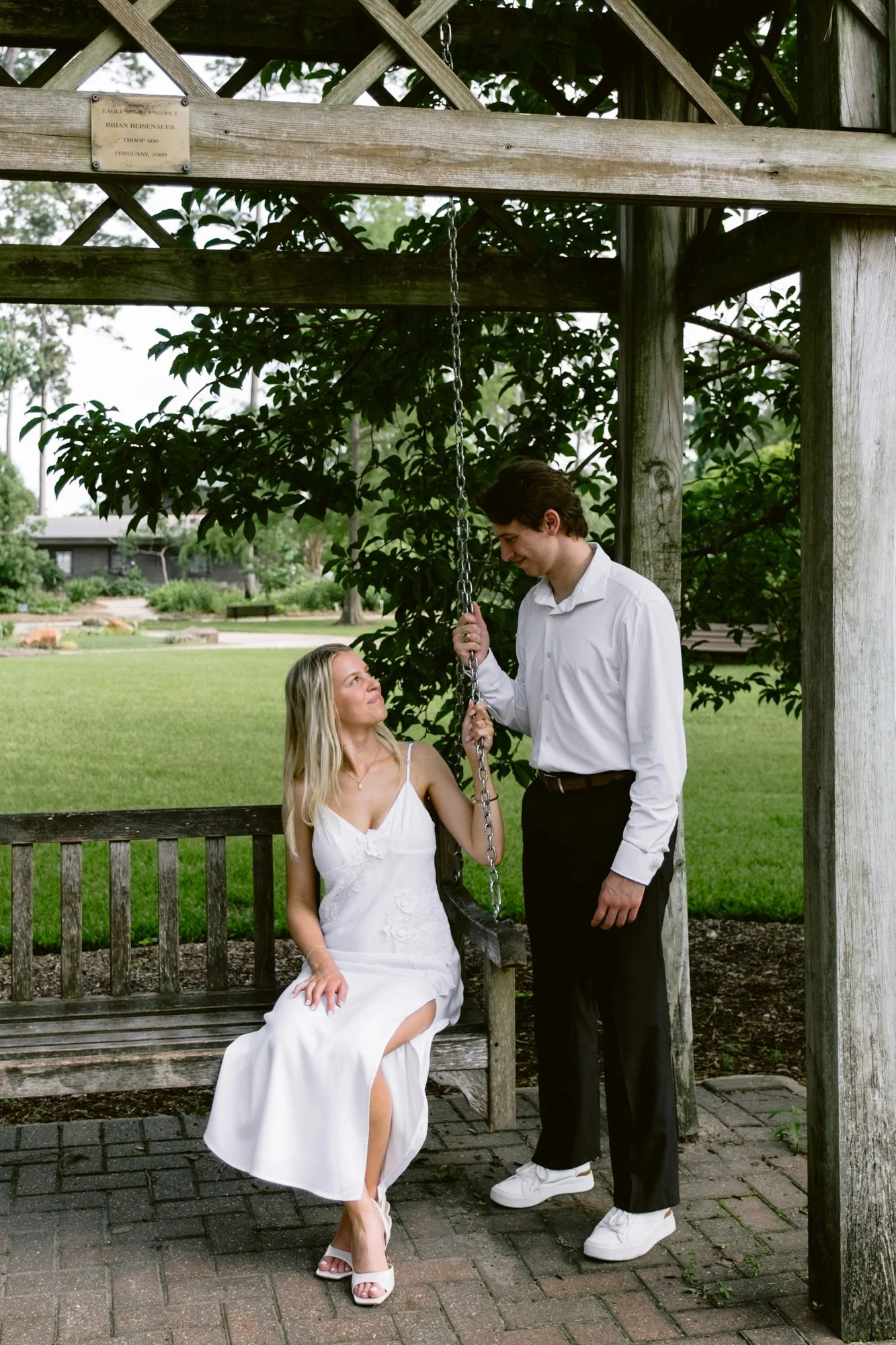Giverny-Wedding-Mercer-Botanic-Gardens-Engagement-NM26_0016.jpg