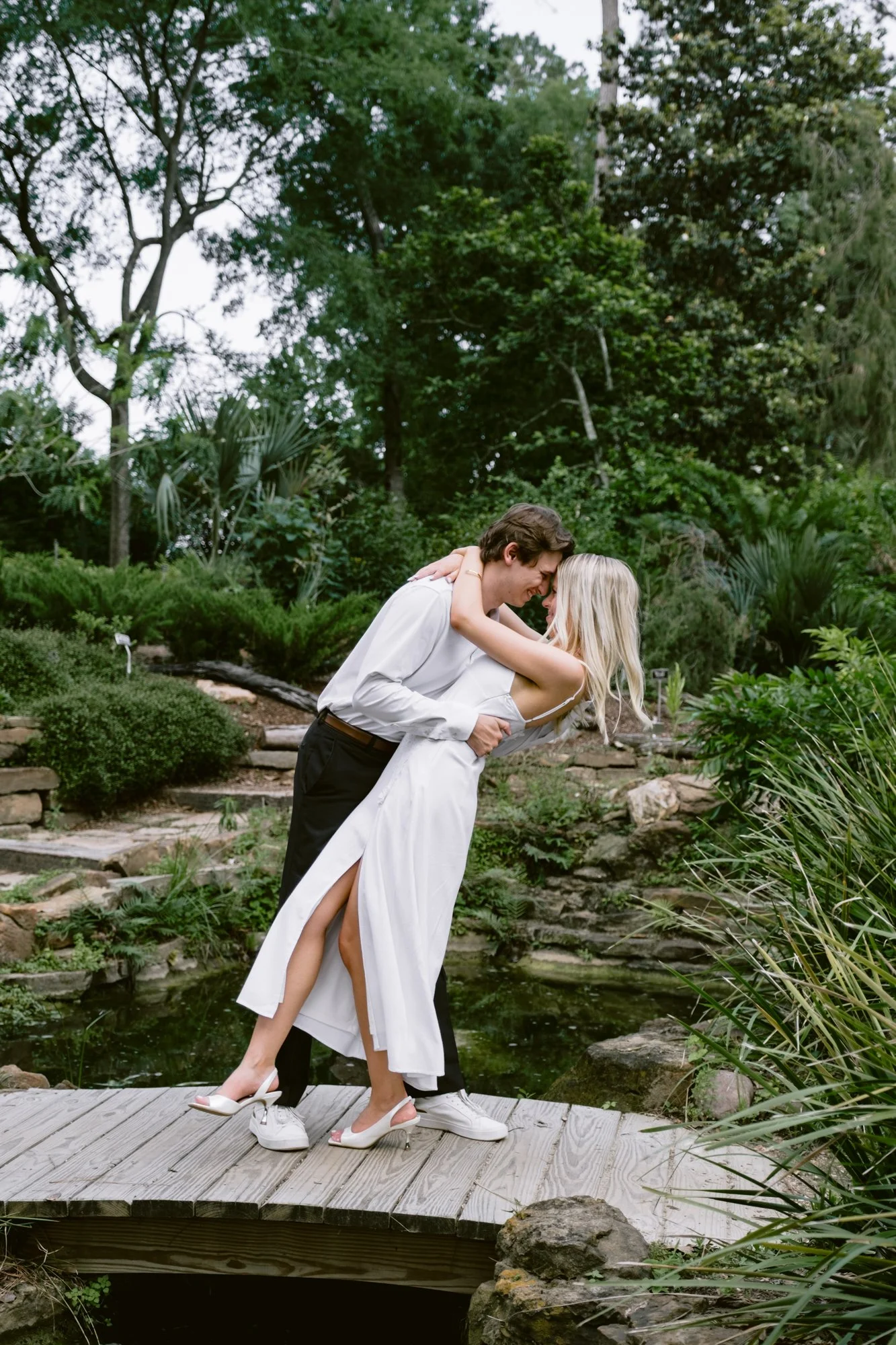Giverny-Wedding-Mercer-Botanic-Gardens-Engagement-NM26_0022.jpg