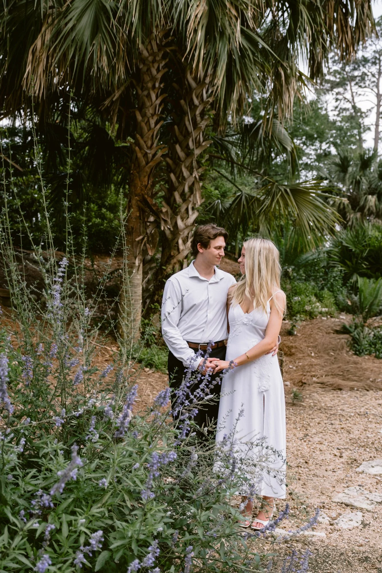 Giverny-Wedding-Mercer-Botanic-Gardens-Engagement-NM26_0025.jpg