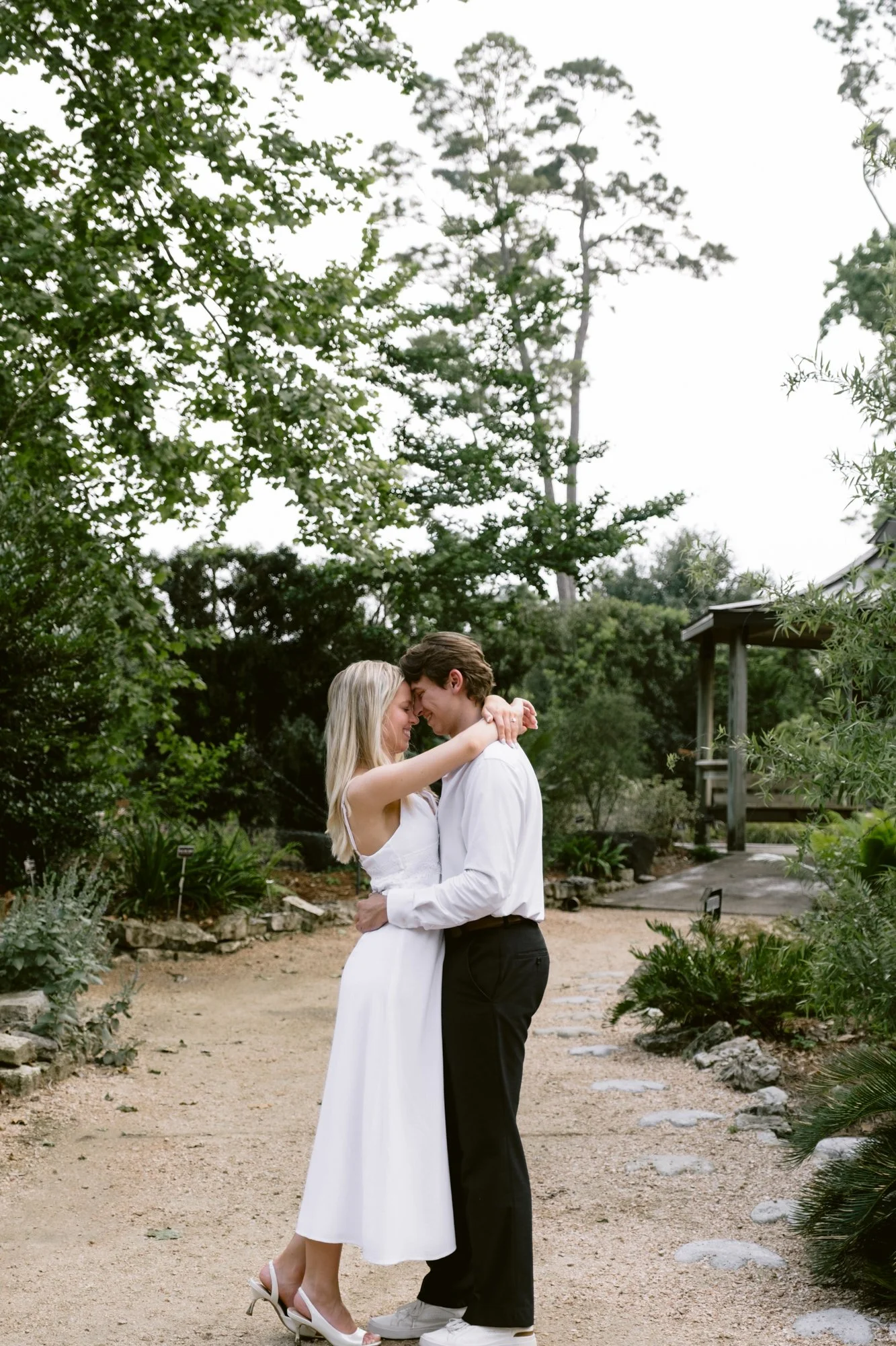 Giverny-Wedding-Mercer-Botanic-Gardens-Engagement-NM26_0029.jpg