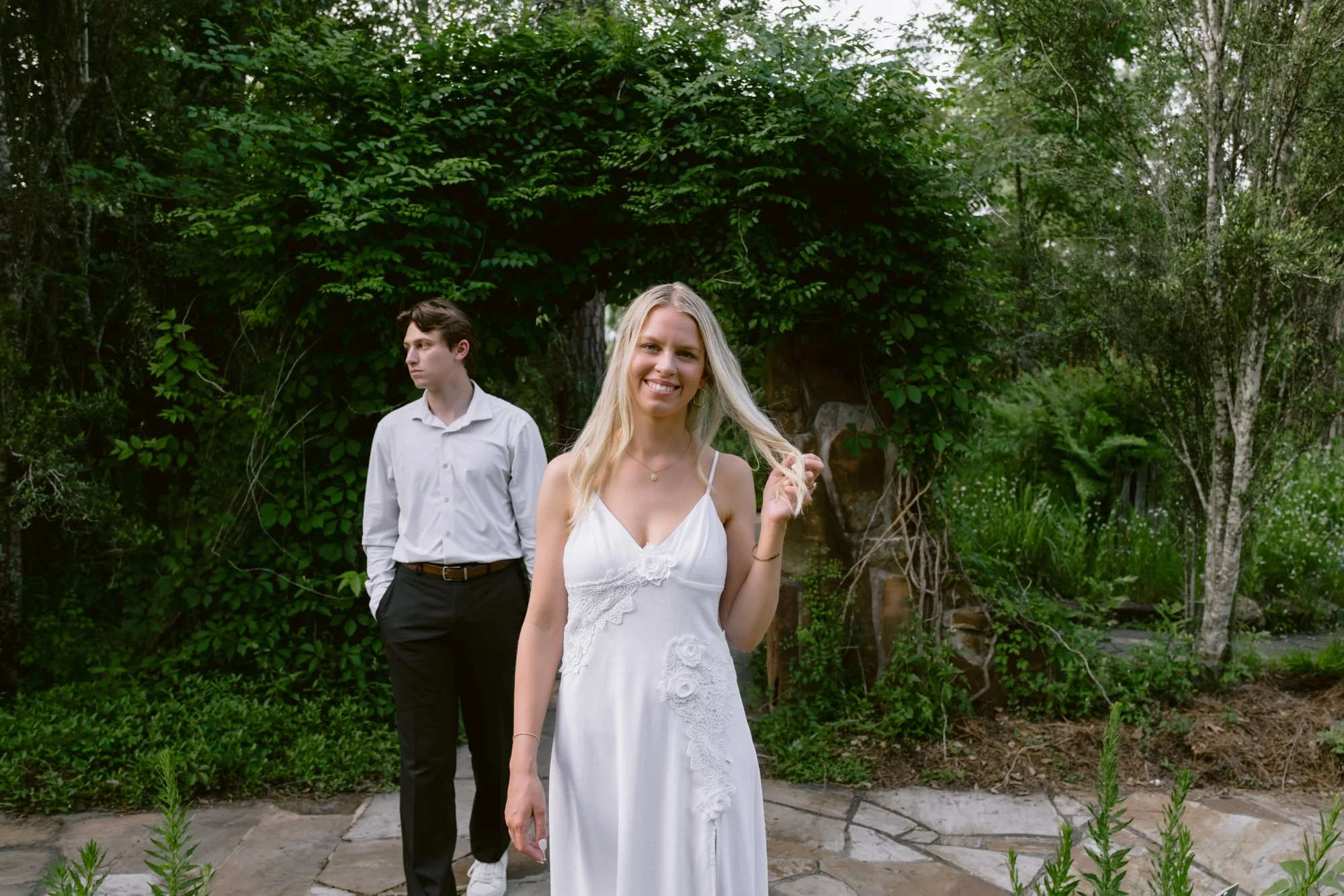 Giverny-Wedding-Mercer-Botanic-Gardens-Engagement-NM26_0068.jpg