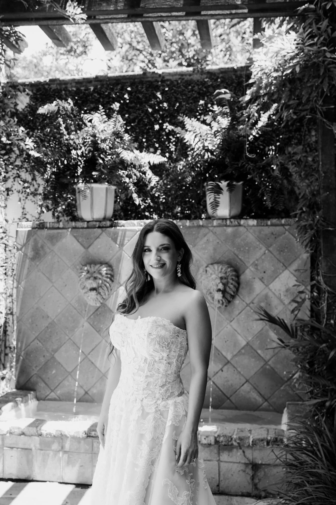 Giverny-Wedding-Bell-Tower-on-34th-Bridal-Session-C26_0066.jpg