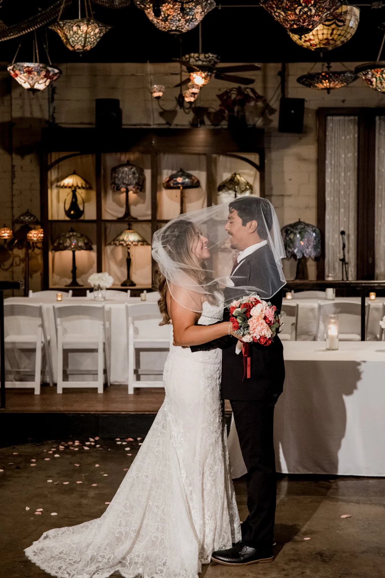 Giverny-Wedding-Nouveau-Antique-Art-Venue-JJ23_0090.jpg