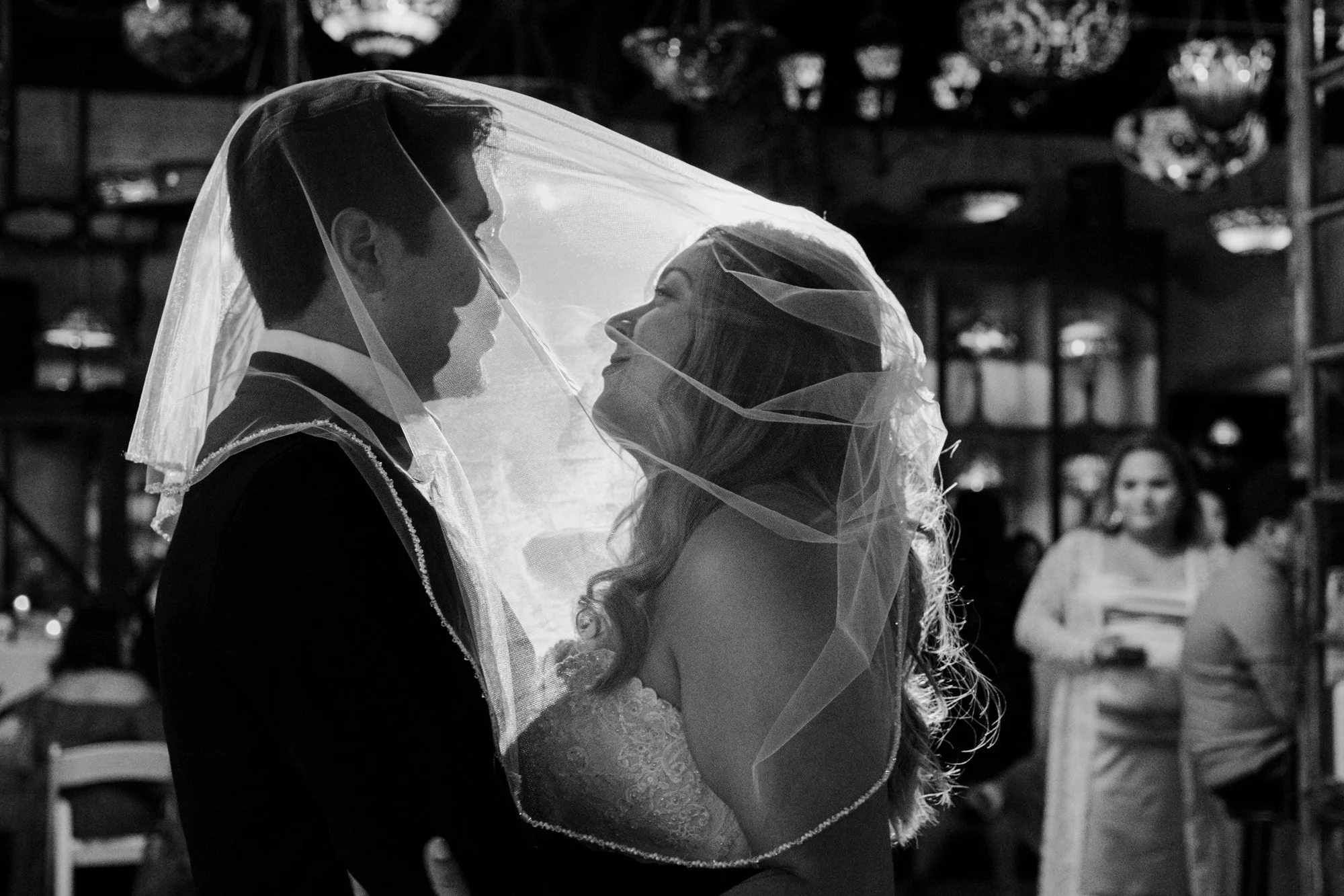 Giverny-Wedding-Nouveau-Antique-Art-Venue-JJ23_0091.jpg