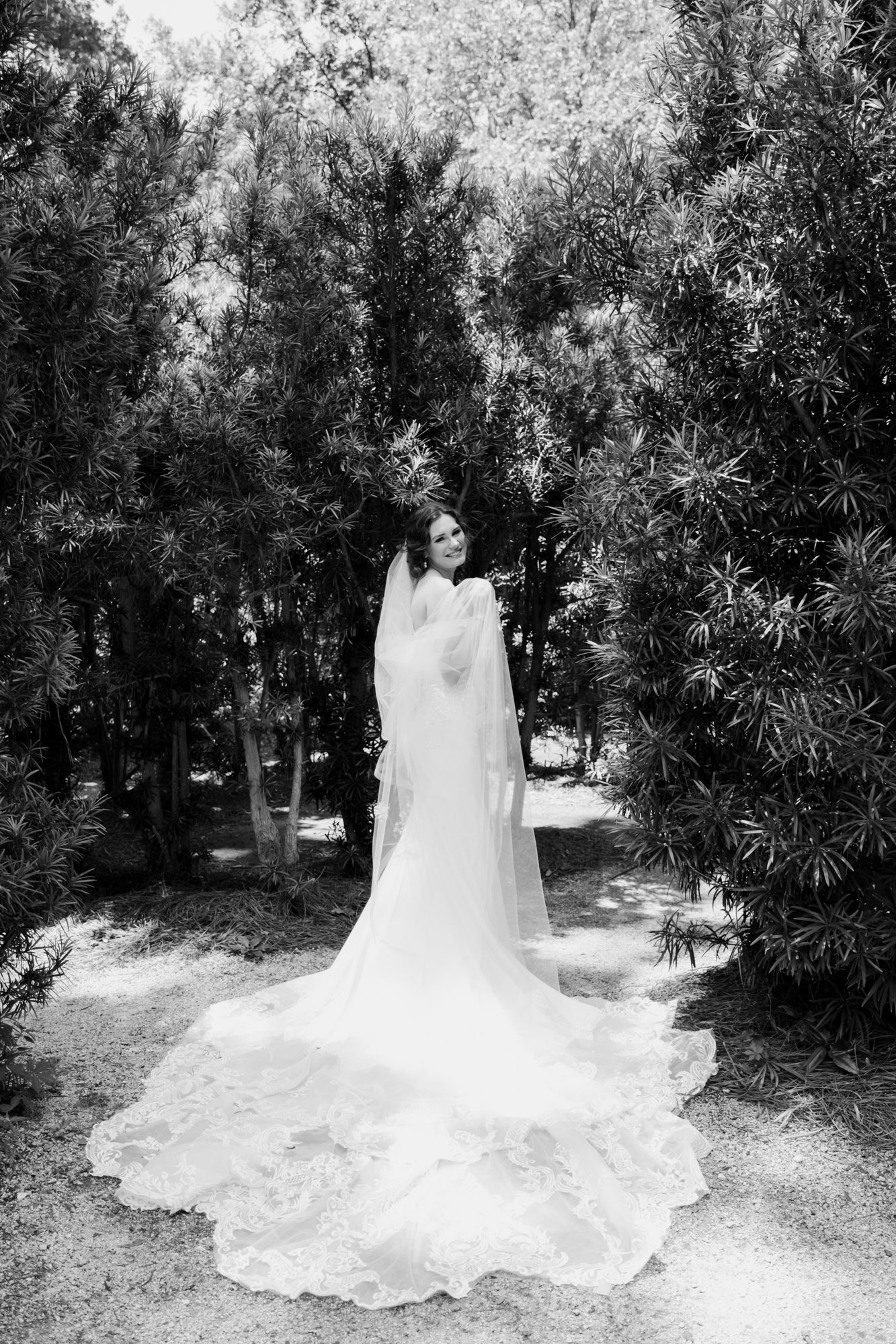 Giverny-Wedding-Mercer-Botanic-Gardens-Bridal-M26_0041.jpg