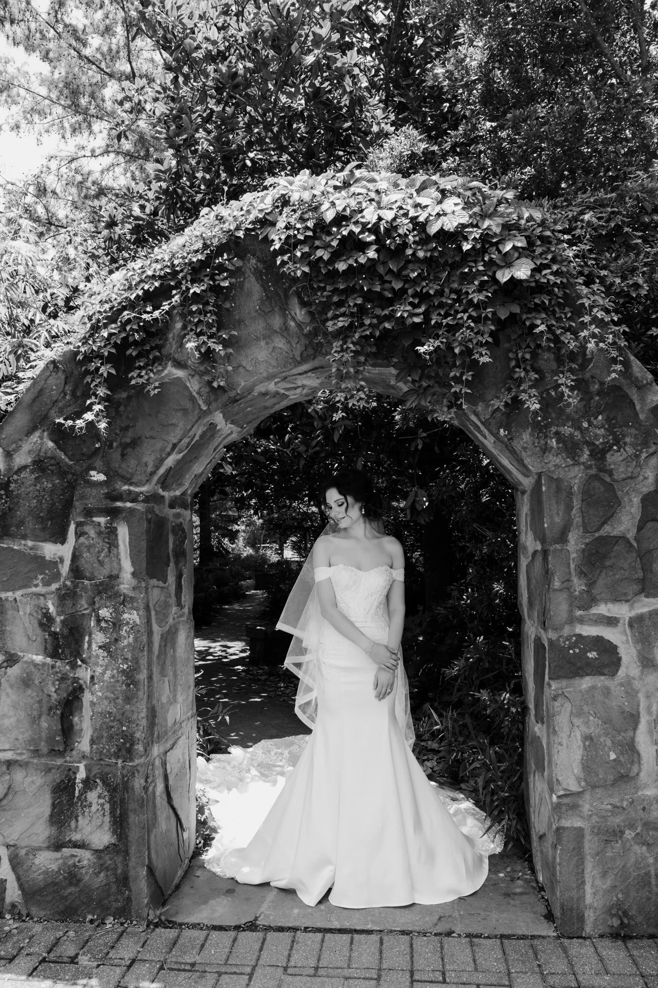 Giverny-Wedding-Mercer-Botanic-Gardens-Bridal-M26_0052.jpg
