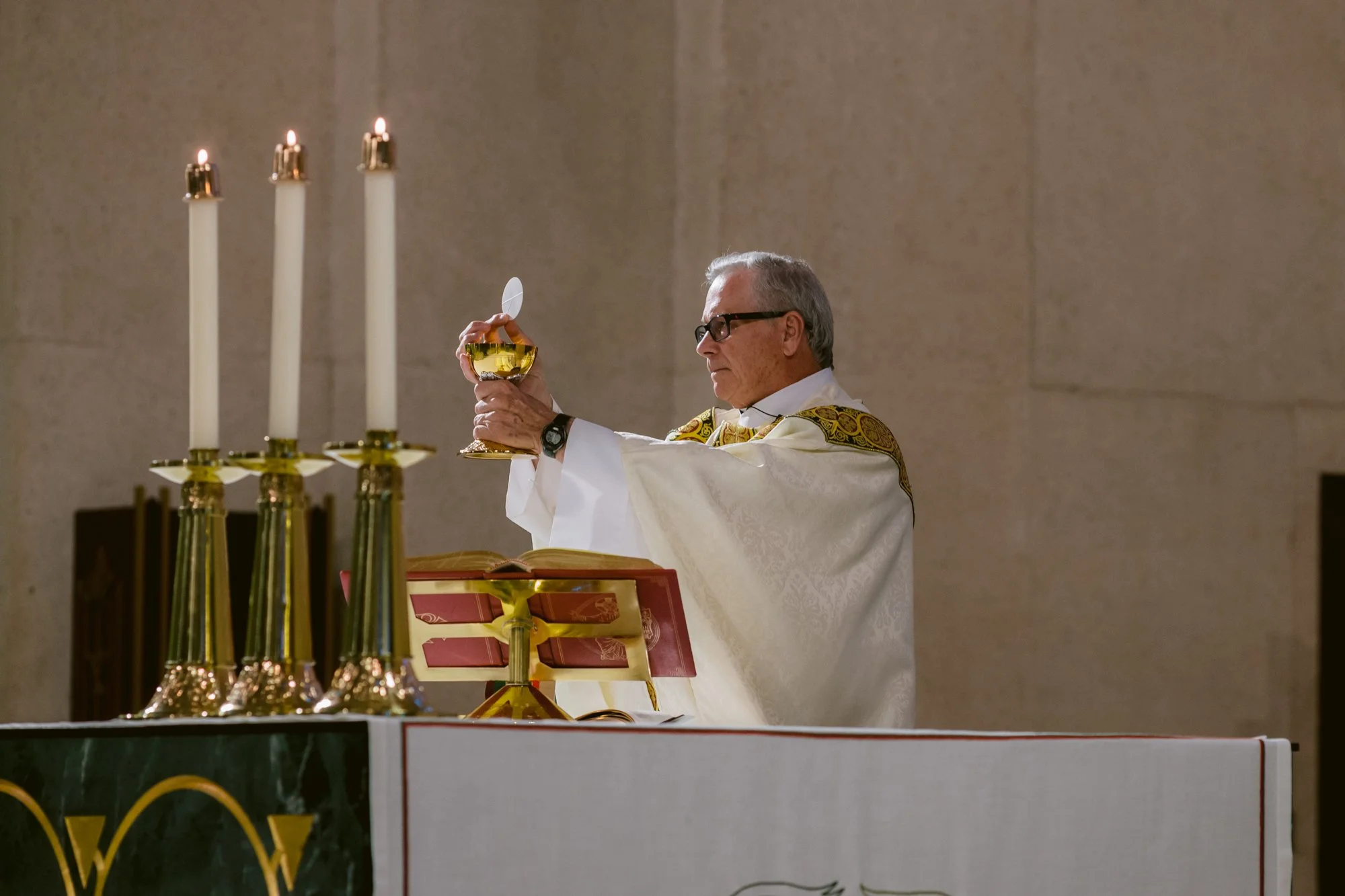 3-Giverny-Wedding-St-Michael-Archangel-Catholic-Church-Ceremony-CA26_0050.jpg