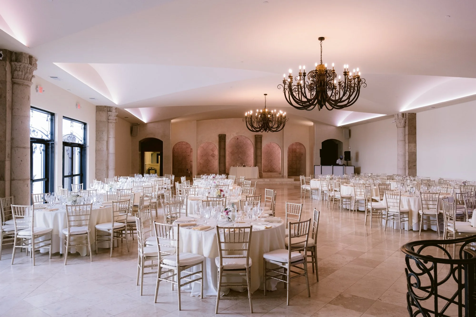 4-Giverny-Wedding-Bell-Tower-on-34th-Reception-CA26_0012.jpg