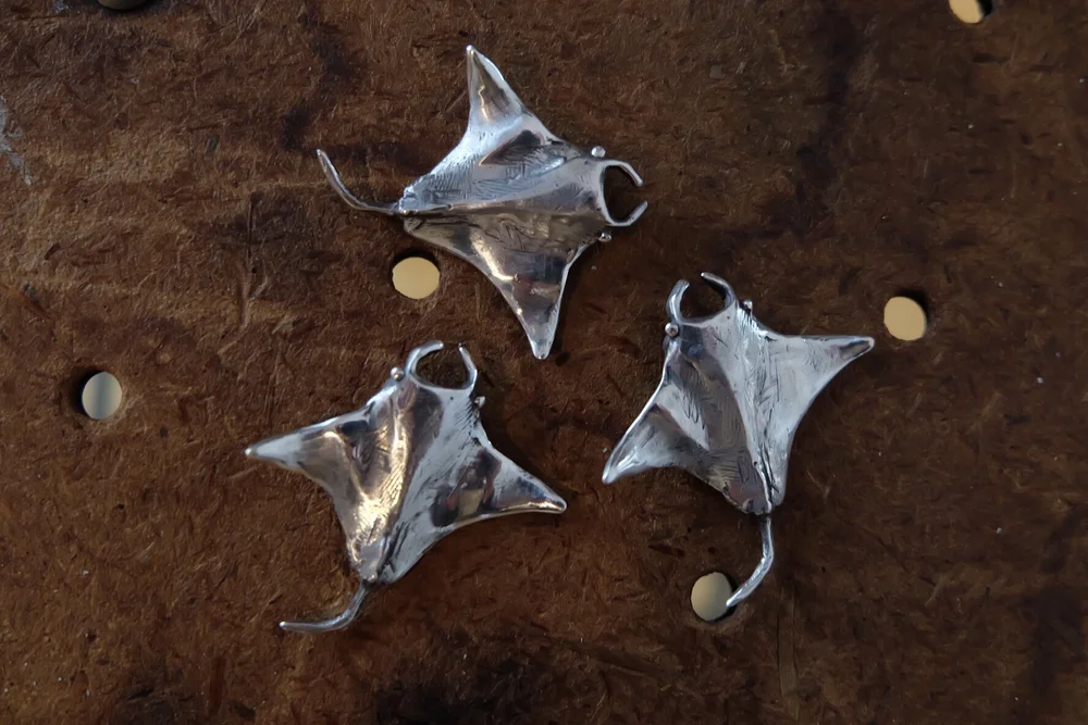 925 zilveren abalone manta rog hanger ketting, zilveren manta rog schelp hanger, manta rog bedel, manta rog ketting, pijlstaartrog hanger - België