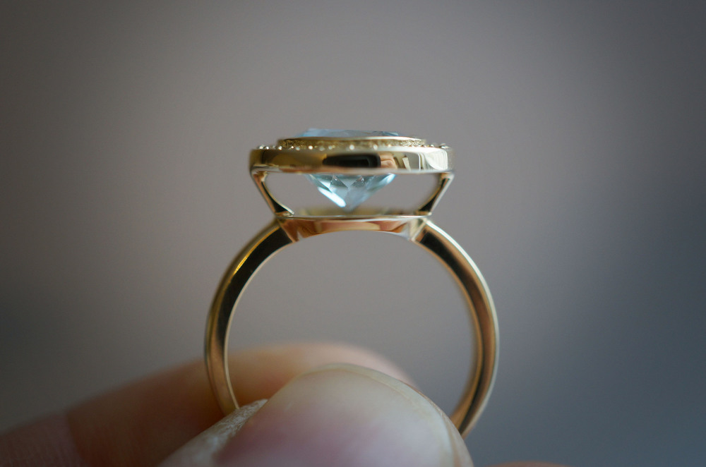 Aquamarine+&+Diamond+Halo+Ring+10kY+View+Side.jpg