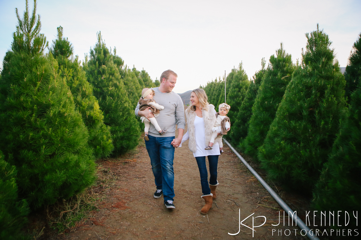 Peltzer-Pine-Family-Session_0012.JPG