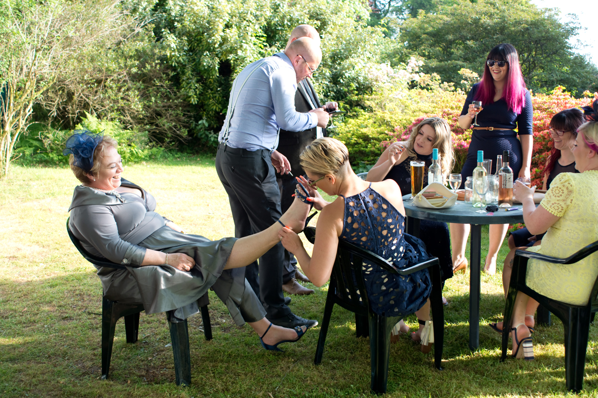 zoe and chris lukesland gardens ivybridge wedding 033.jpg