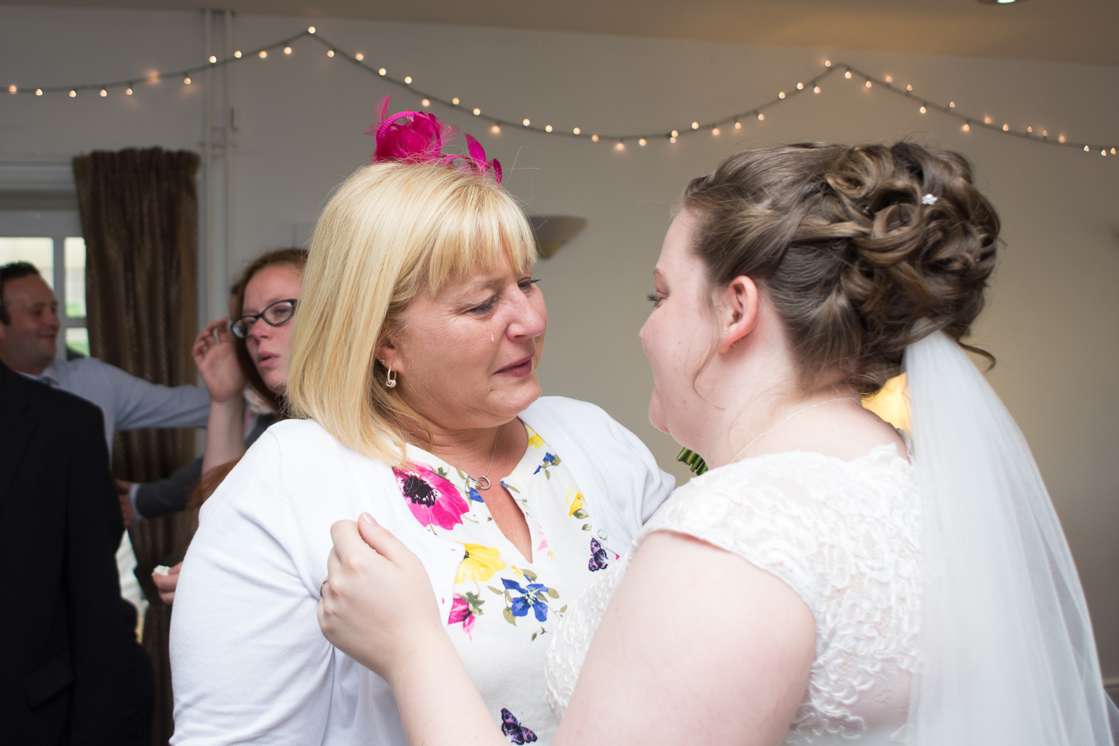 Leah and Lorna 272_1.jpg