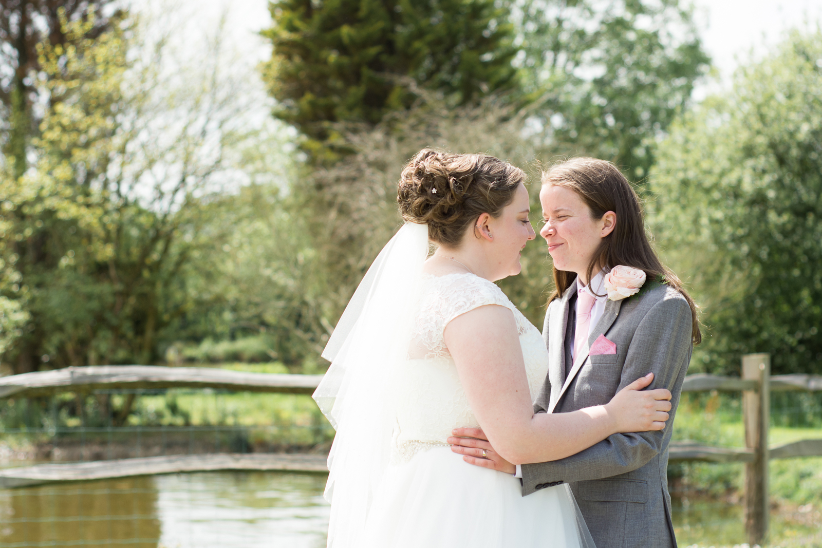 Leah and Lorna 362_1.jpg