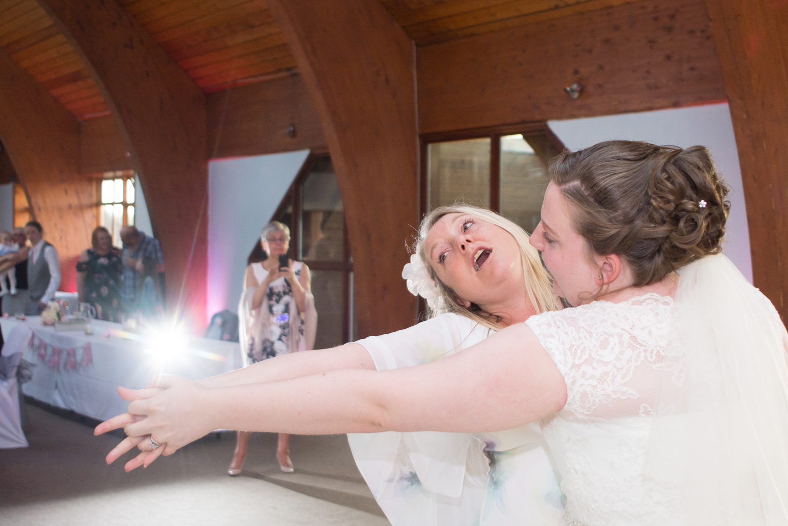 Leah and Lorna 547_1.jpg