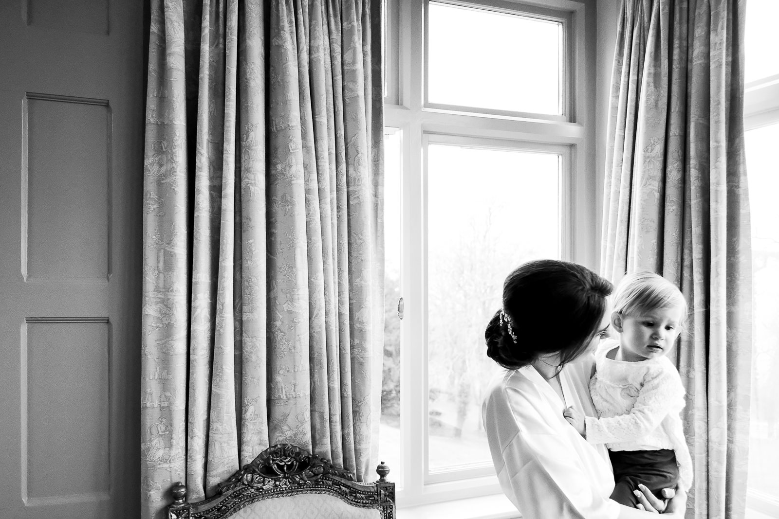 Justine and Pete black and white 180.jpg