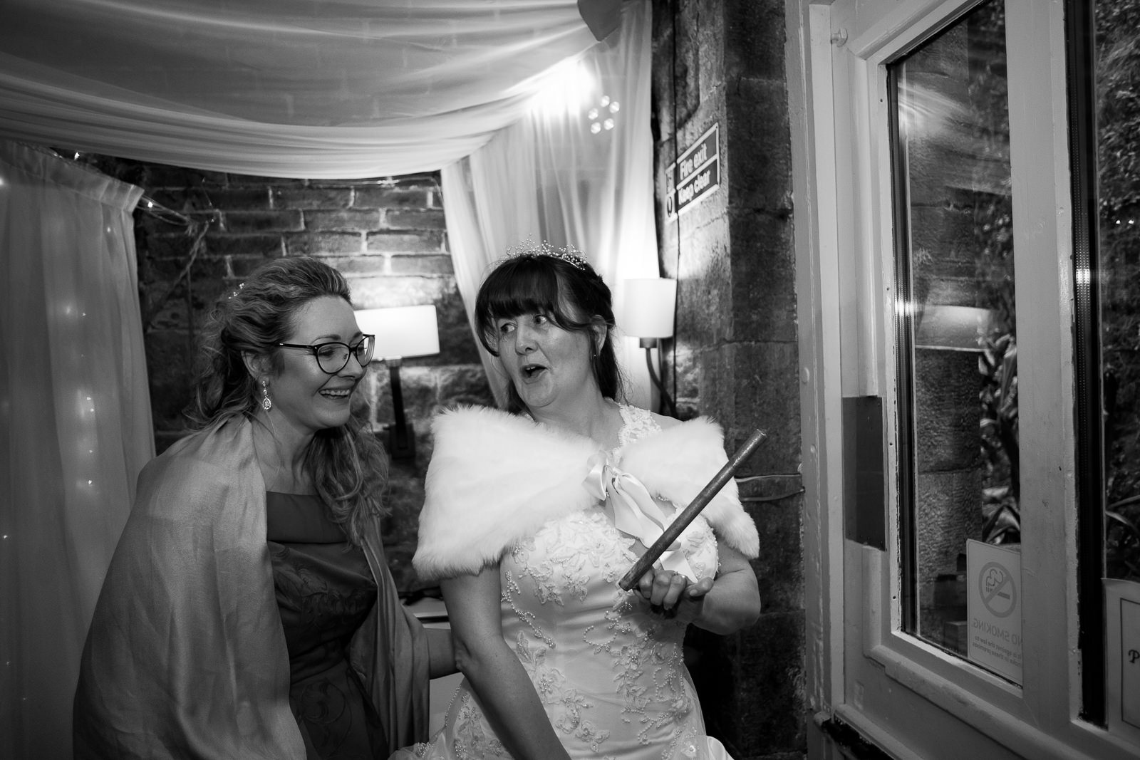 Polhawn Fort Wedding 040.jpg
