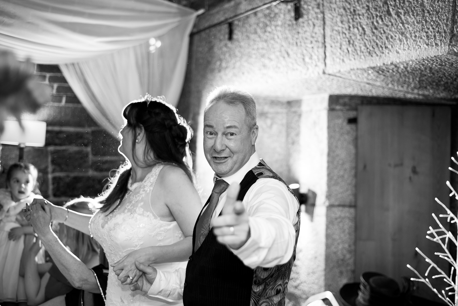 Polhawn Fort Wedding 065.jpg
