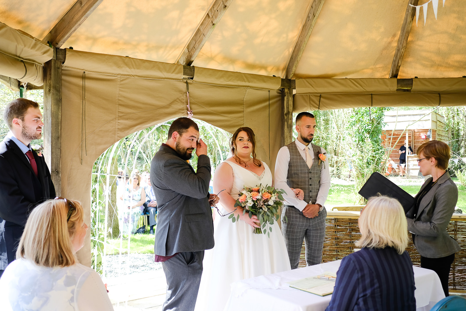 cornish tipi wedding photography 026.jpg