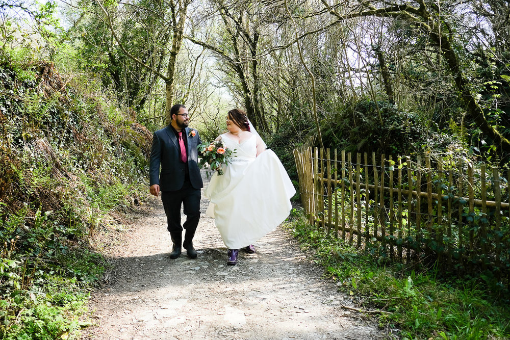 cornish tipi wedding photography 039.jpg